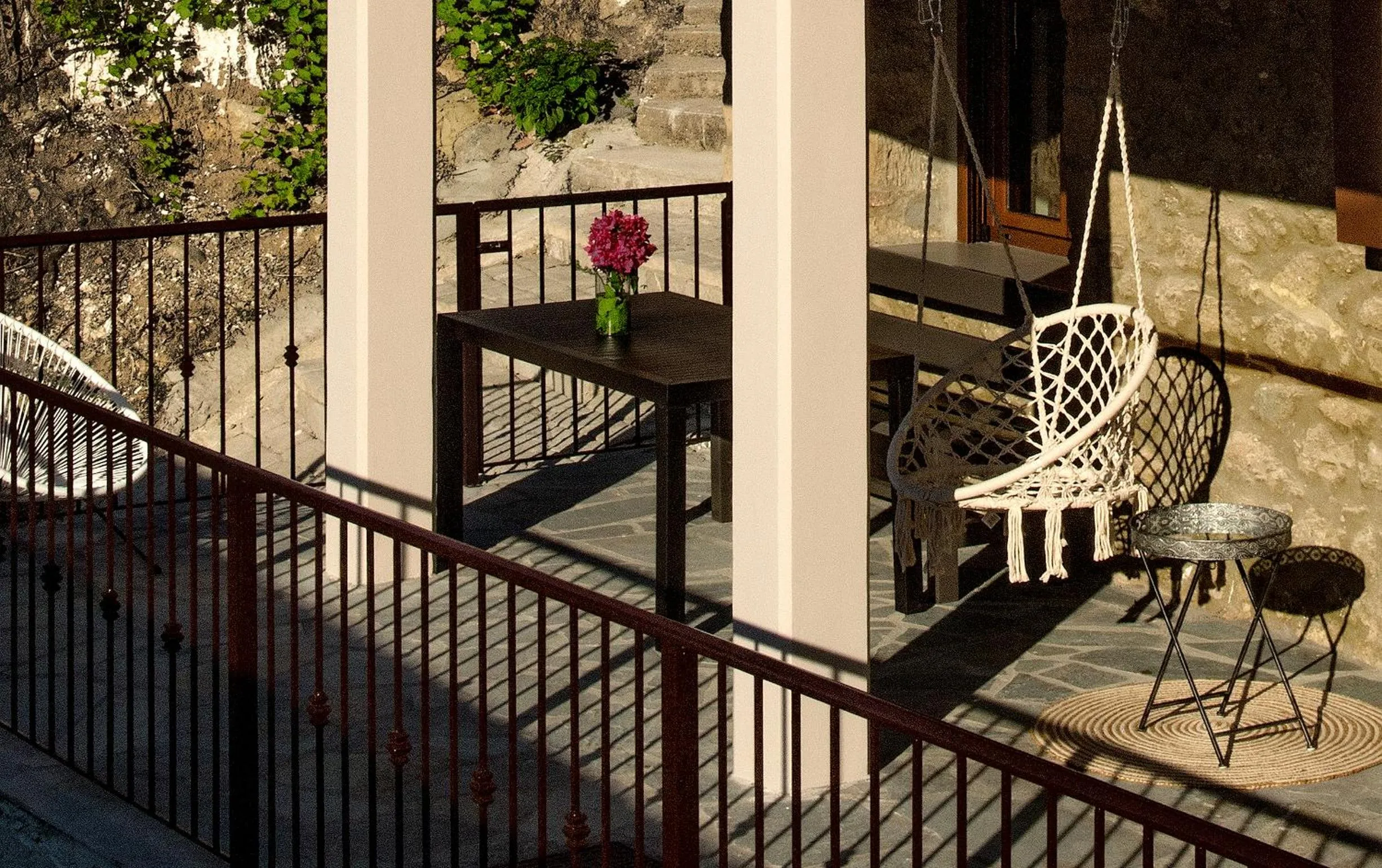 Patio in Rocks Republic