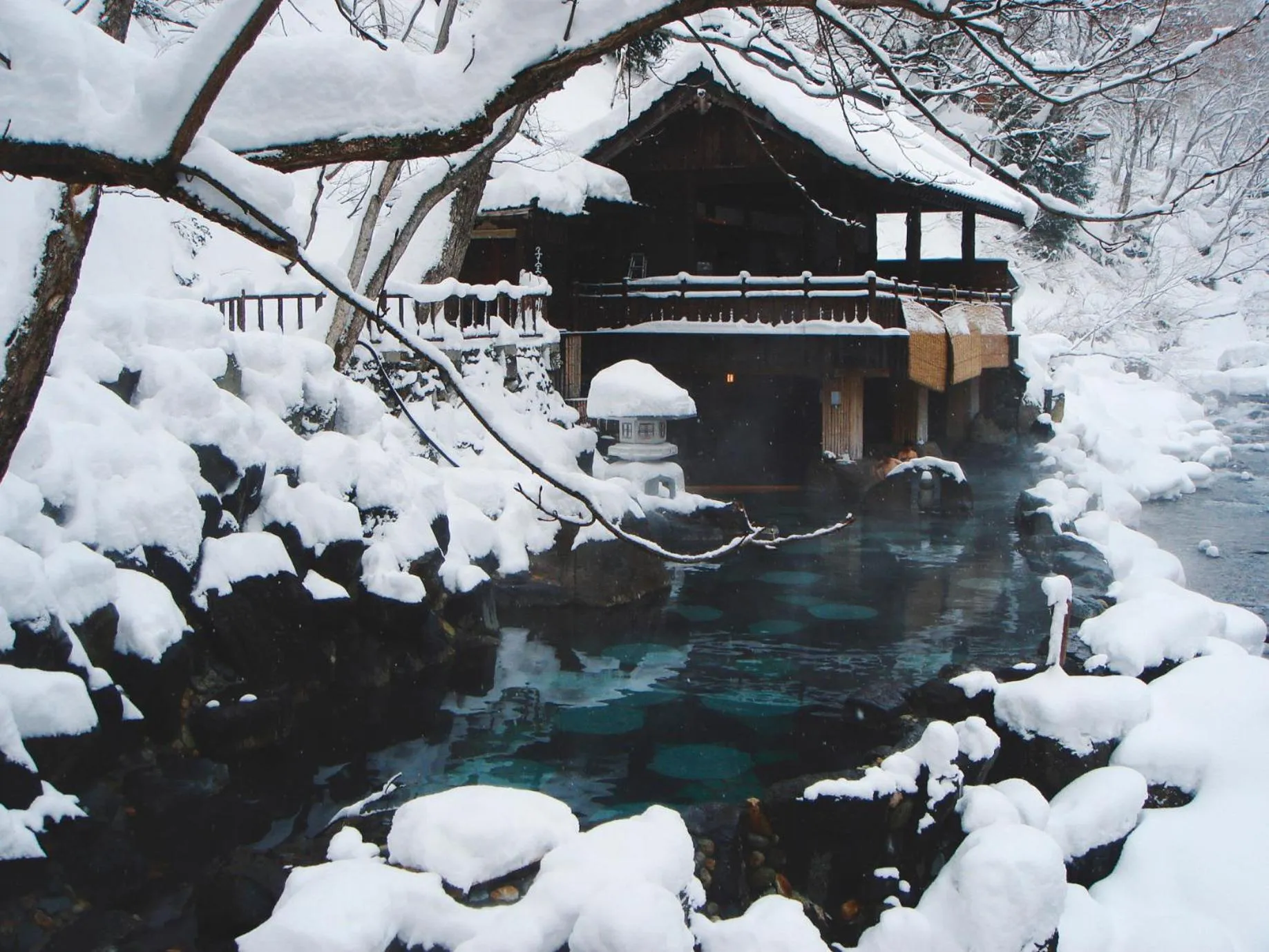 Winter in Takaragawa Onsen Ousenkaku