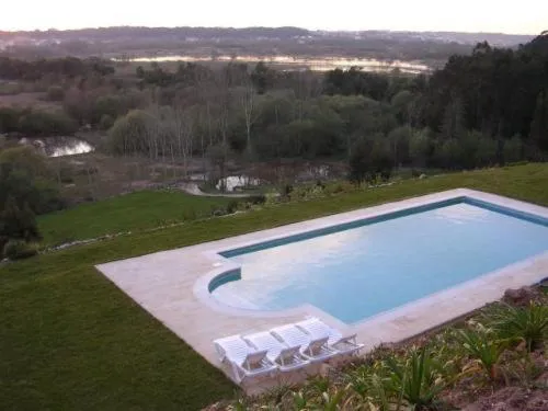Swimming pool in Quinta do Louredo Hotel
