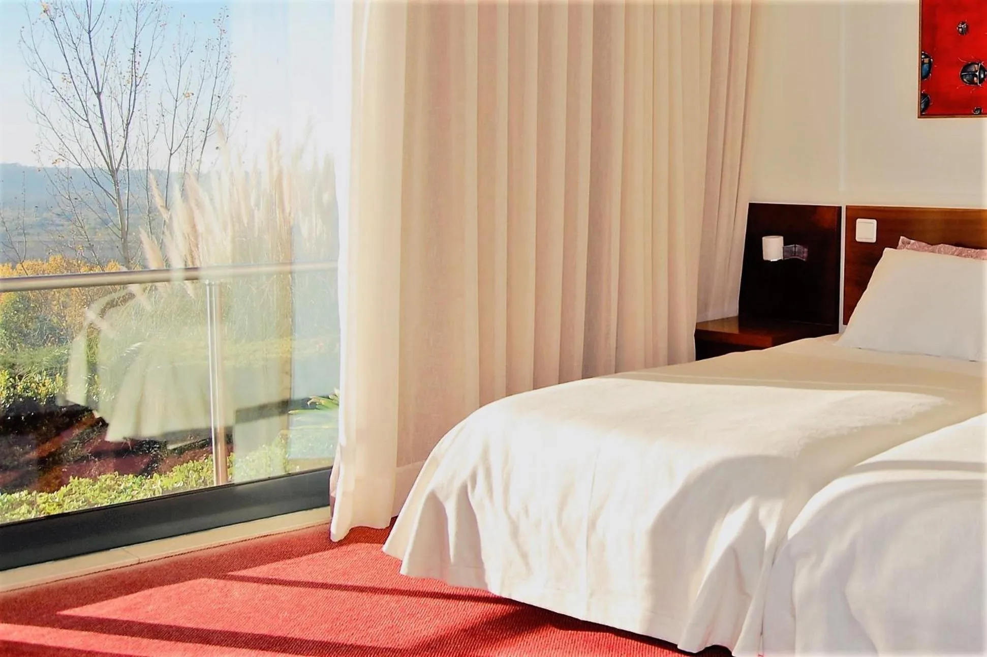 Balcony/Terrace, Bed in Quinta do Louredo Hotel