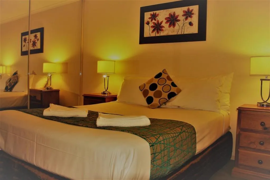 Bedroom, Bed in Mount Waverley Townhouses