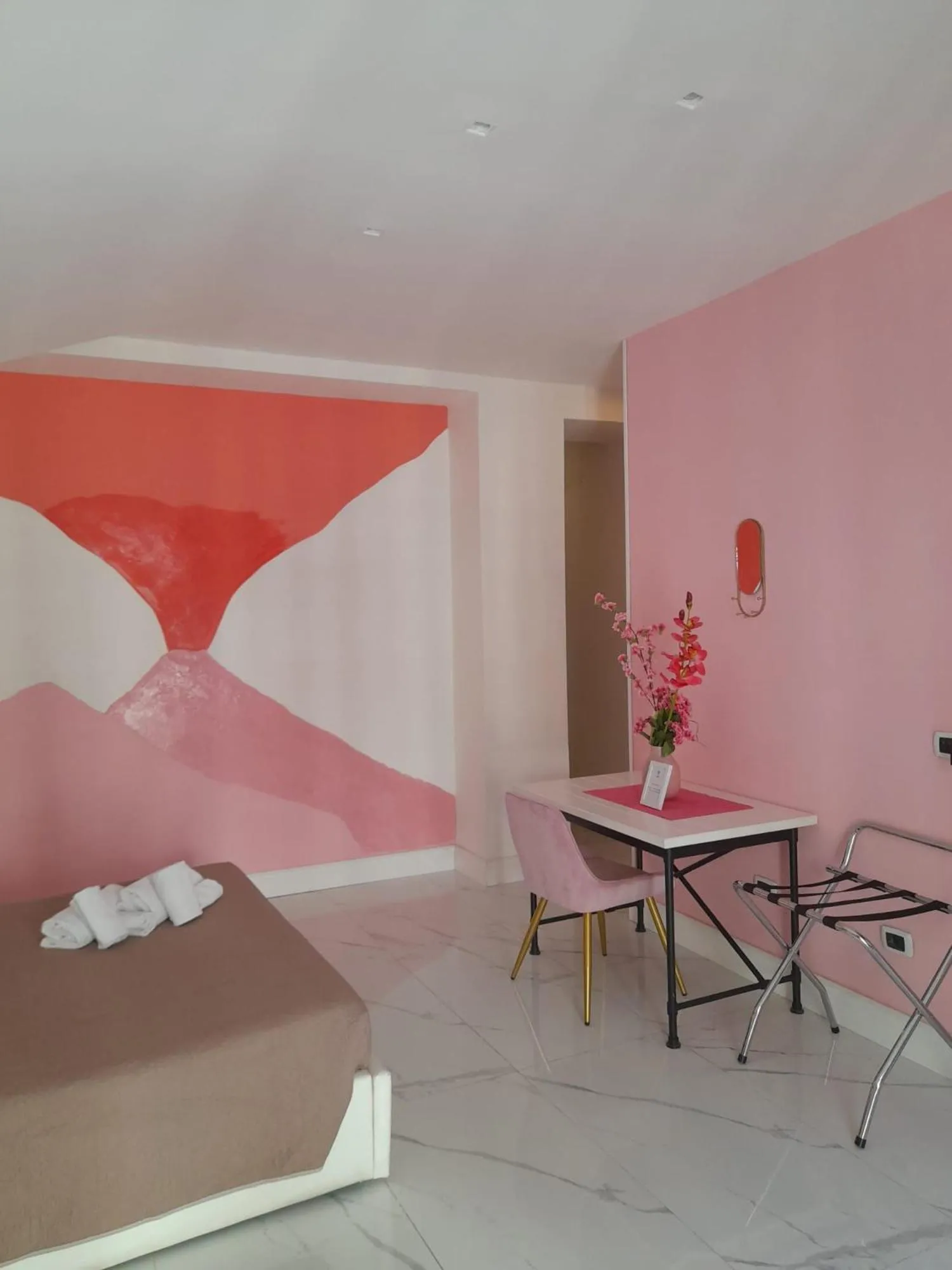 Decorative detail, Bed in Tiffany & Babylon Luxury Stay