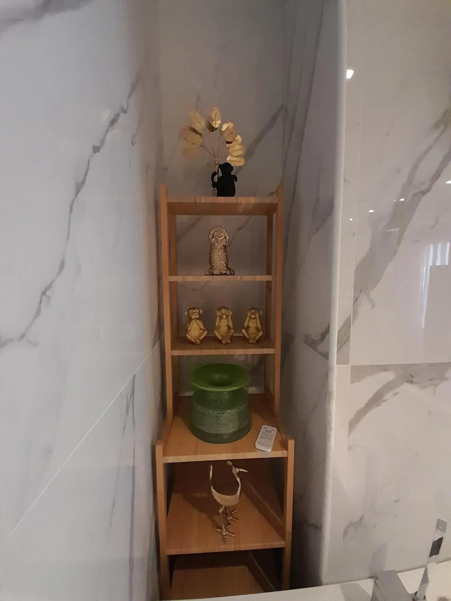 Decorative detail in Tiffany & Babylon Luxury Stay