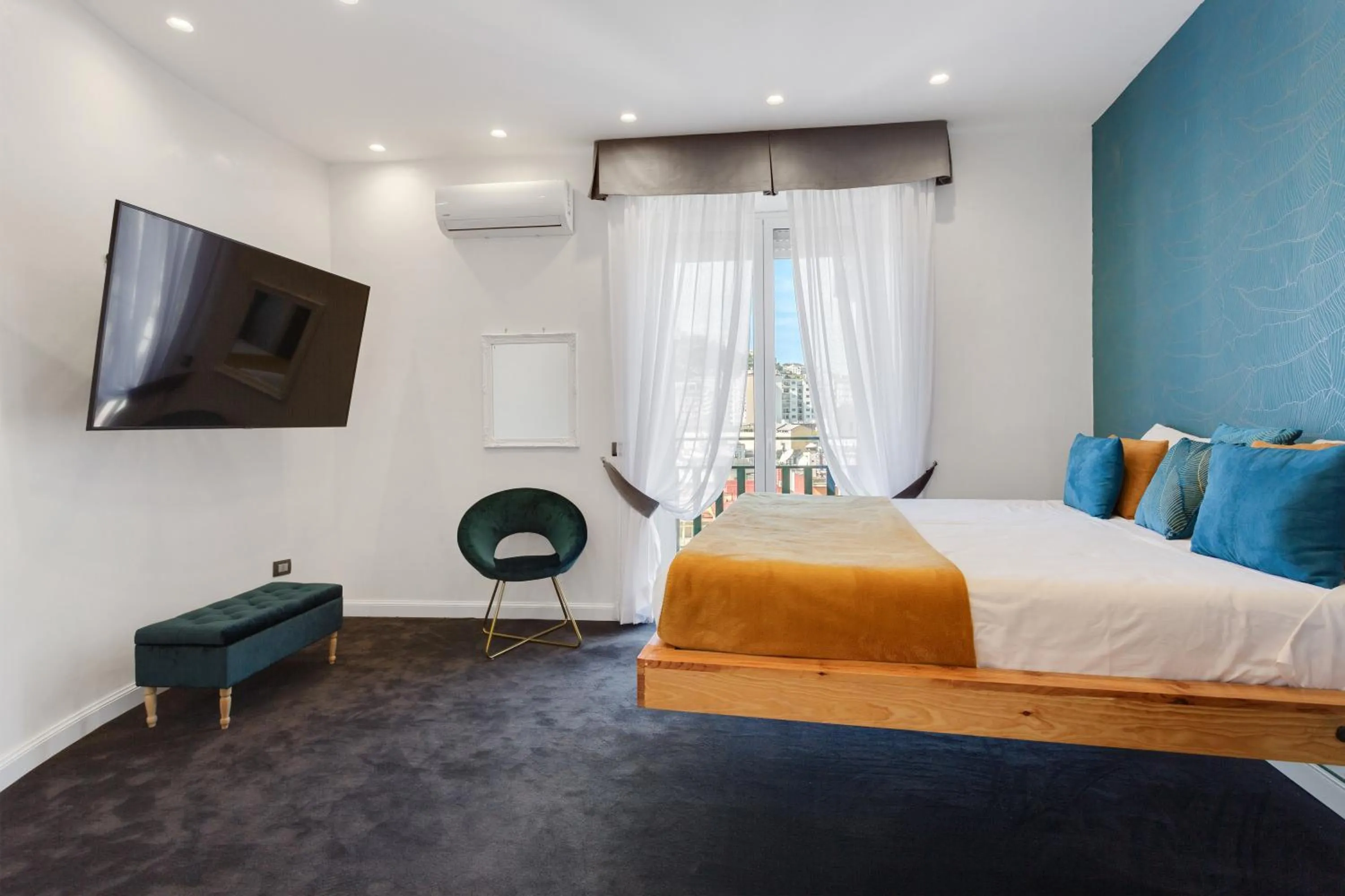 Bedroom, Bed in Tiffany & Babylon Luxury Stay