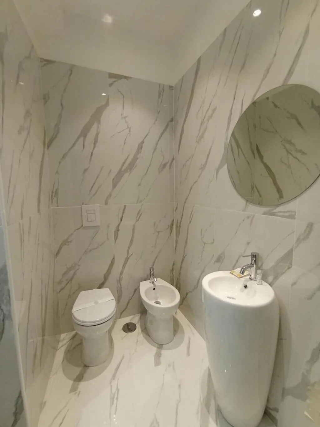 Bathroom in Tiffany & Babylon Luxury Stay