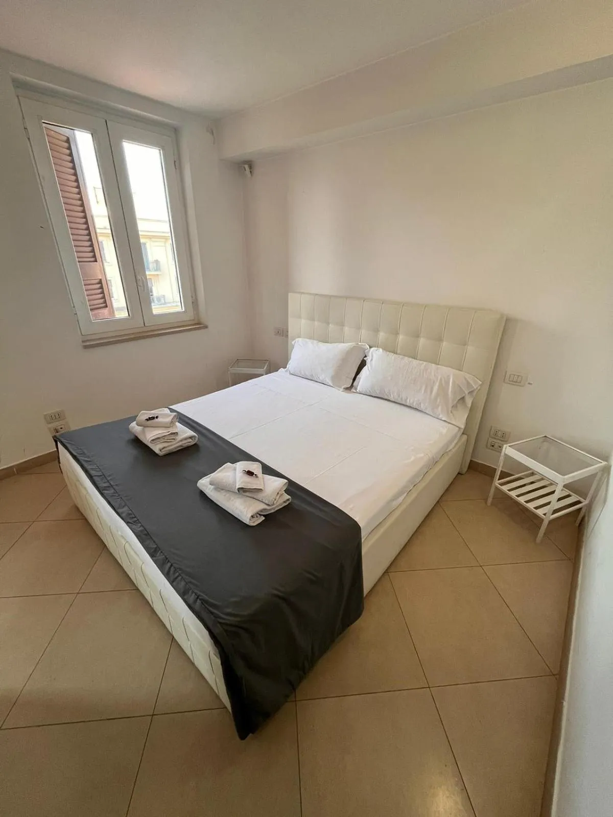 Bedroom, Bed in Tiffany & Babylon Luxury Stay