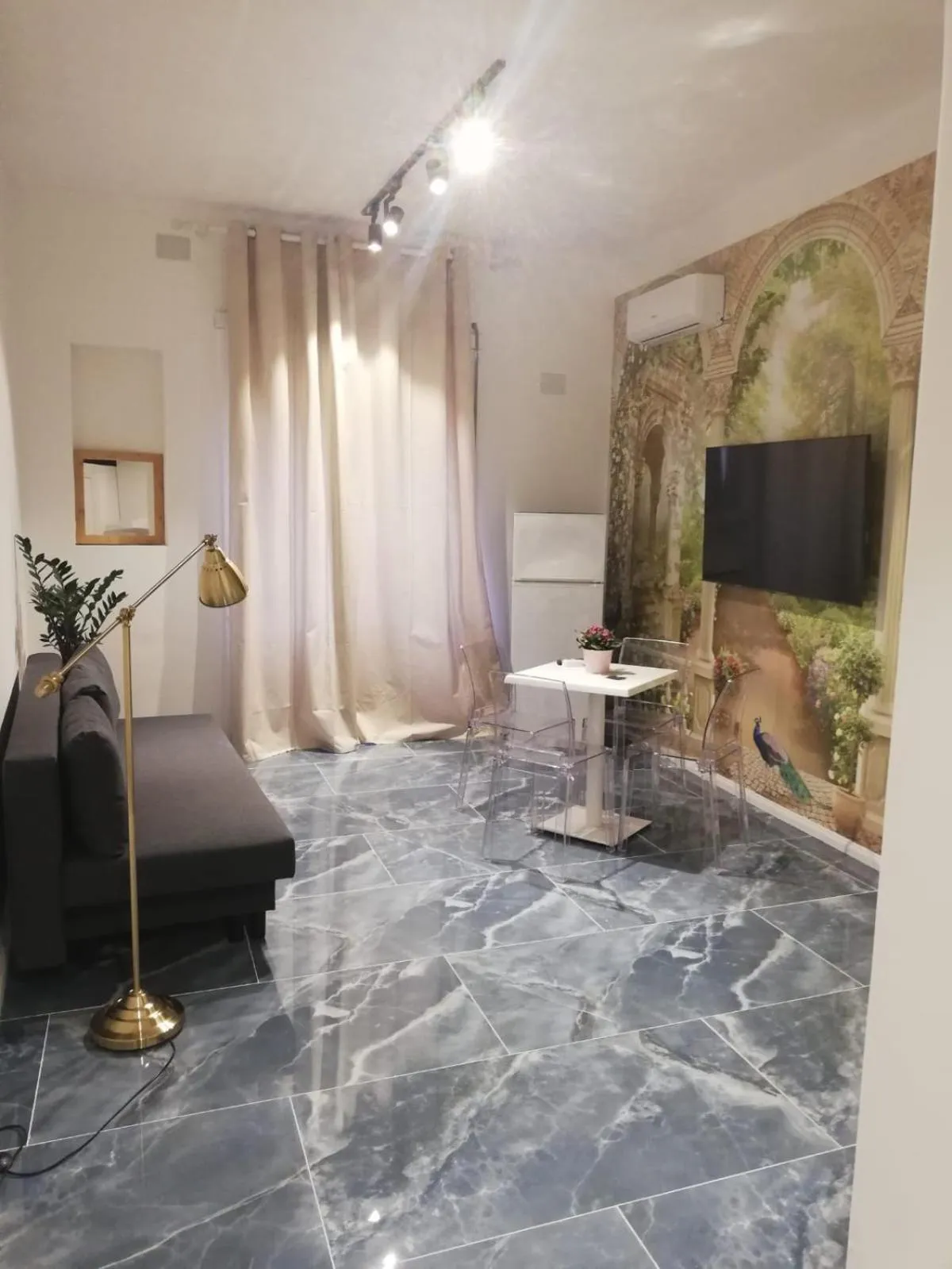 Living room in Tiffany & Babylon Luxury Stay