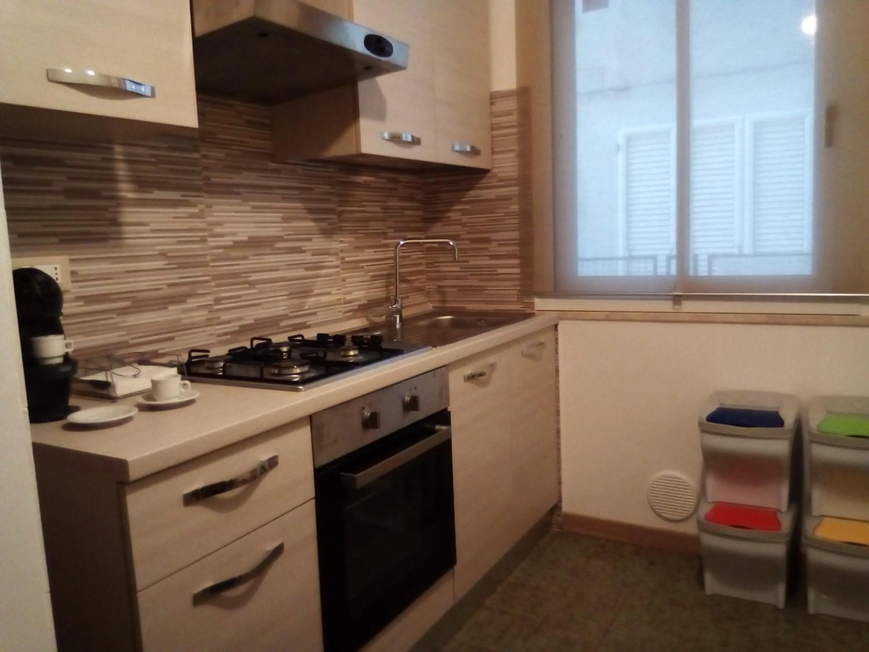 Communal kitchen in Officina Urban Sleep