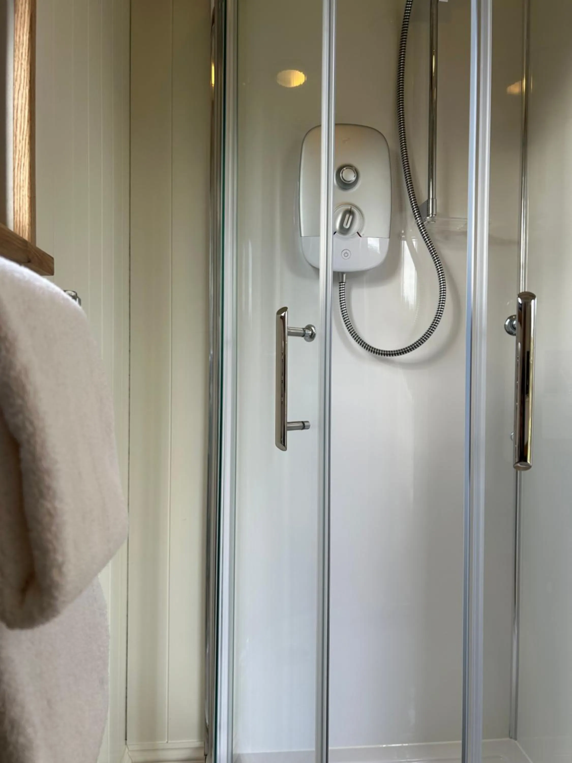 Shower in Lower Crankan Farm