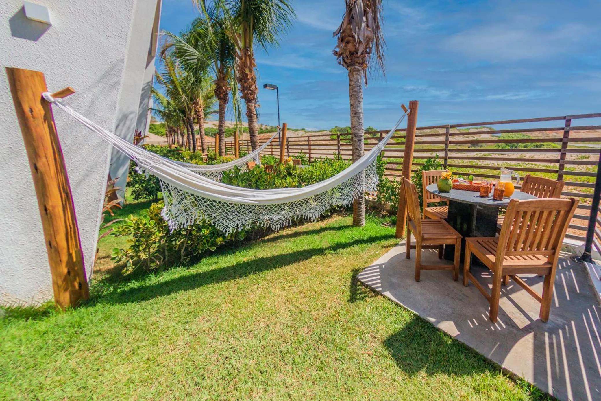 Garden in The Coral Beach Resort by Atlantica