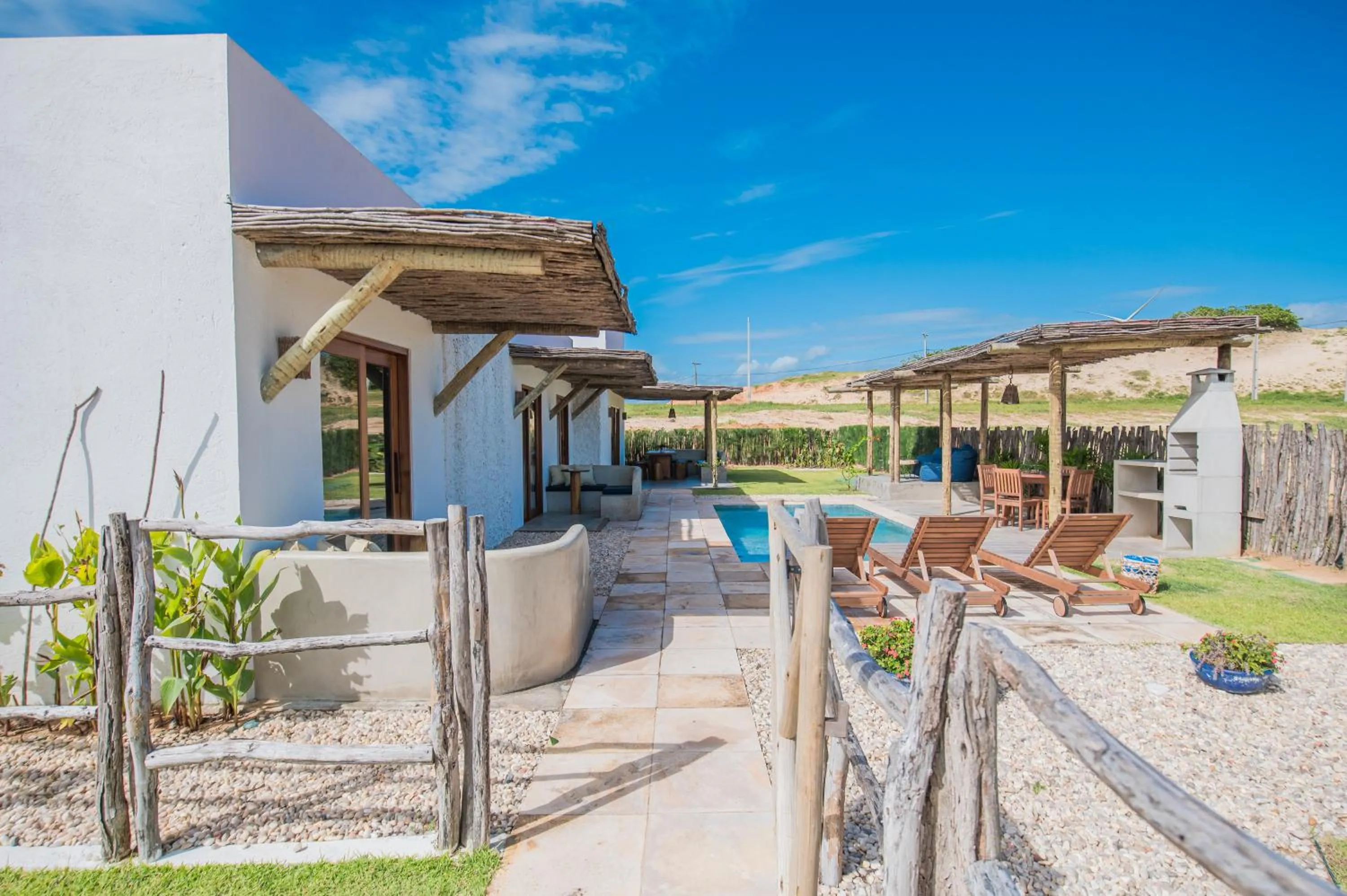 Patio in The Coral Beach Resort by Atlantica