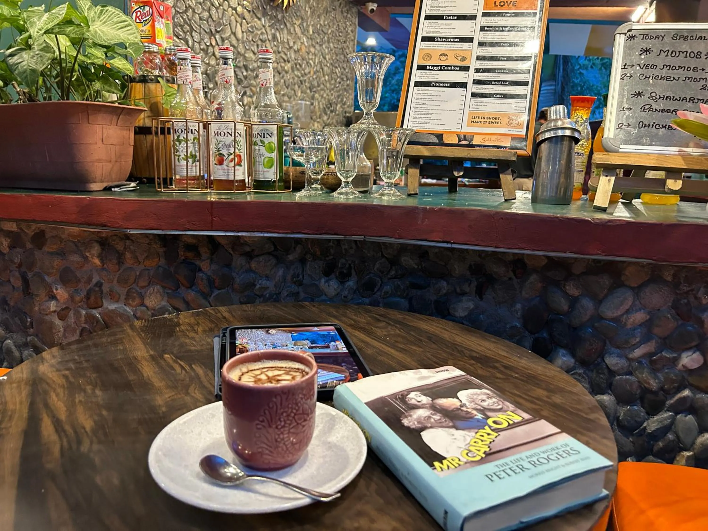 Restaurant/places to eat in The Solluna Resort