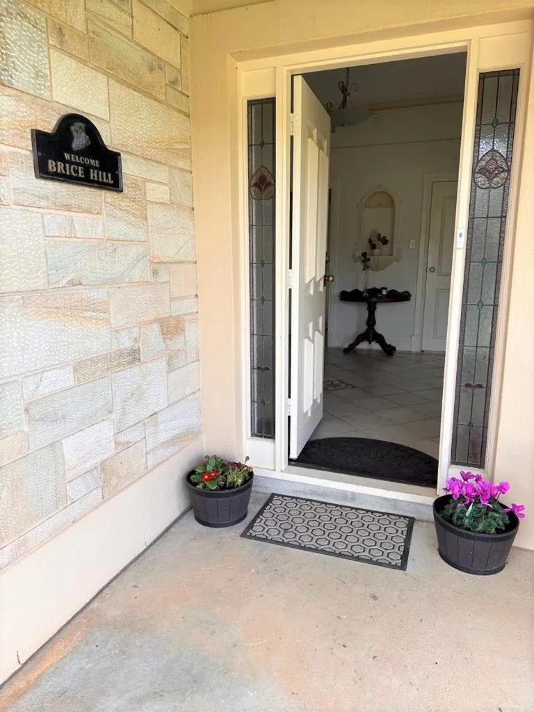 Brice Hill Country Lodge