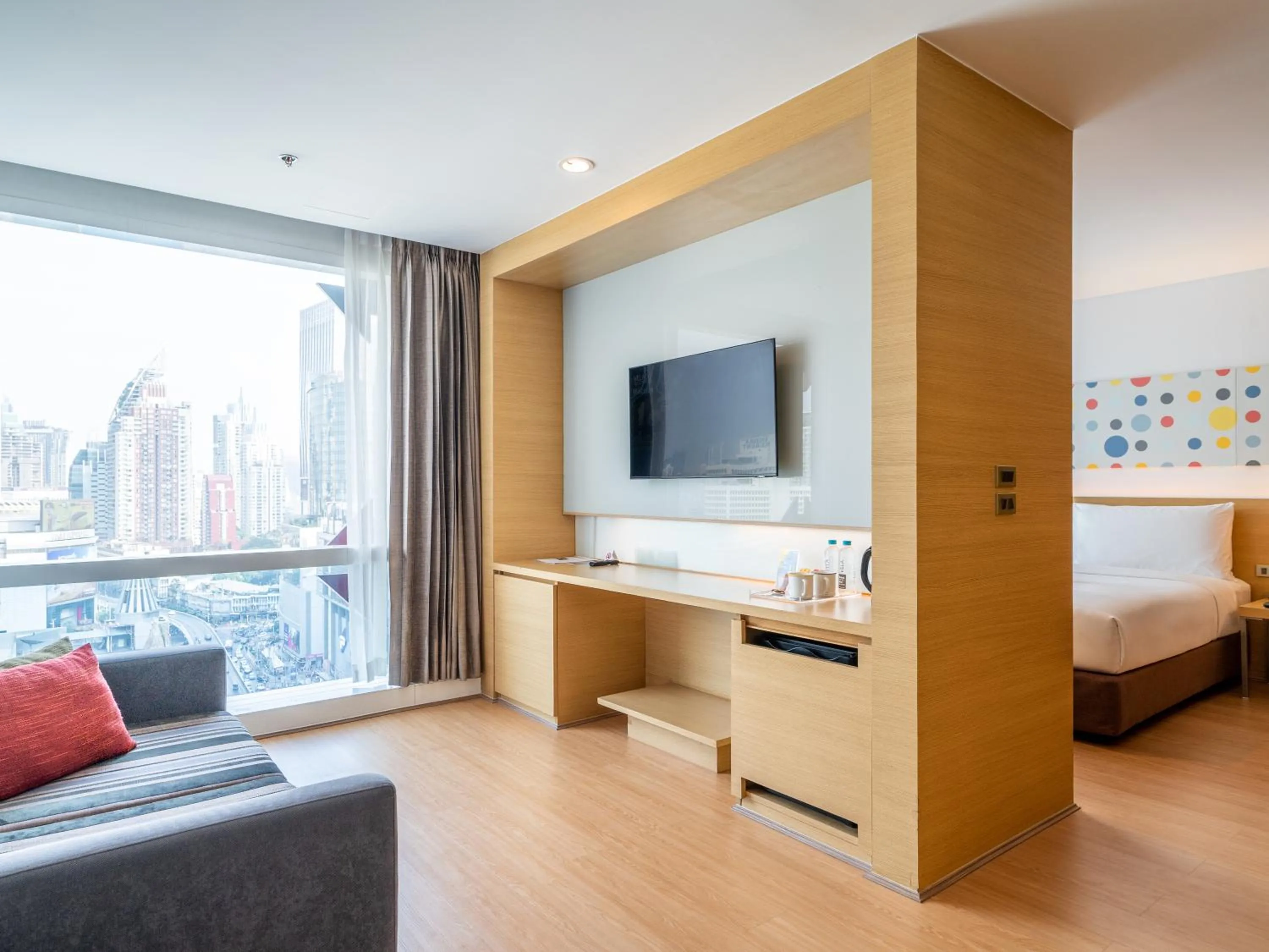 Communal lounge/ TV room, Bed in VELA Dhi GLOW Pratunam