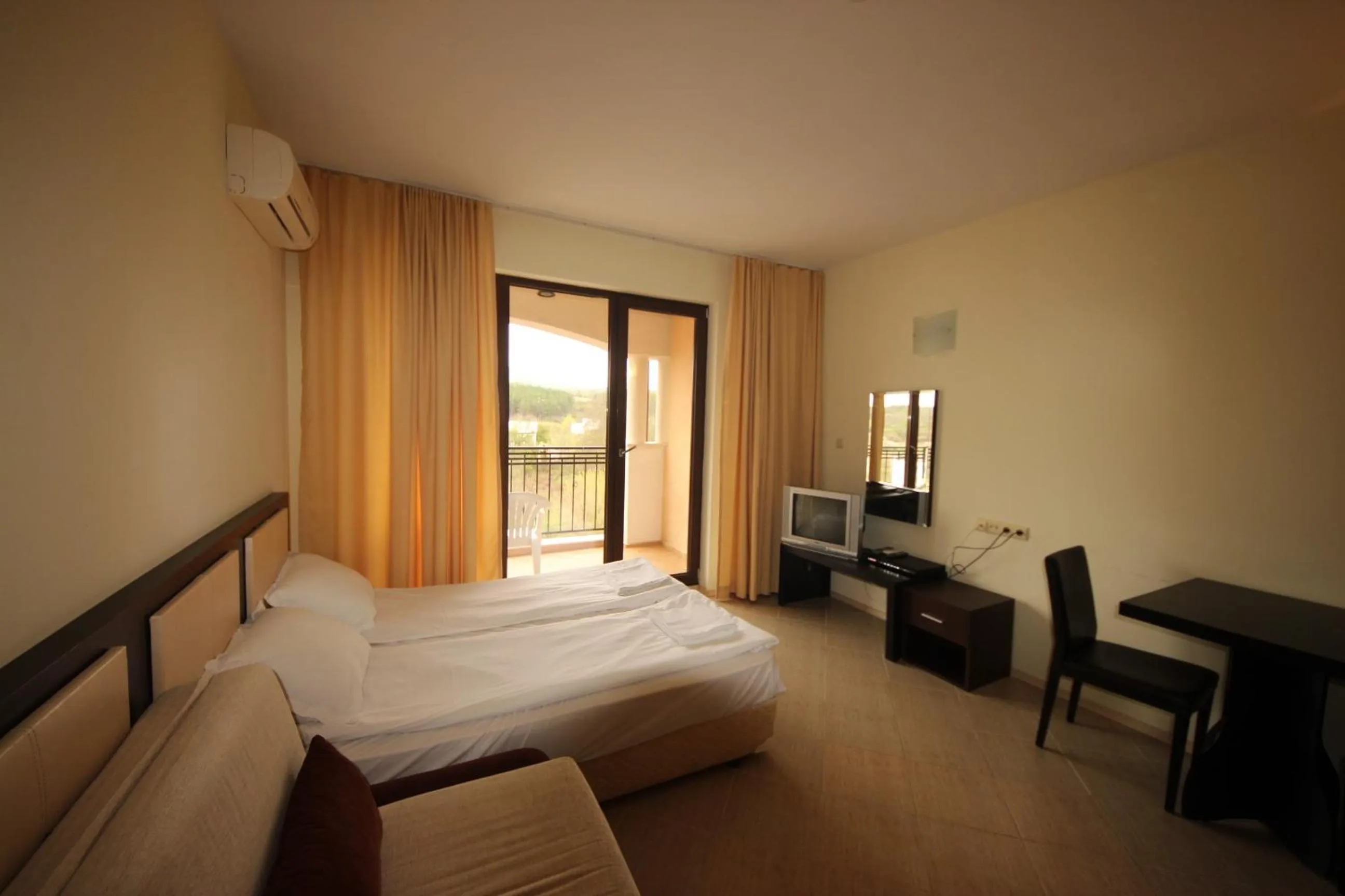 Bed in Menada Nestinarka Apartments