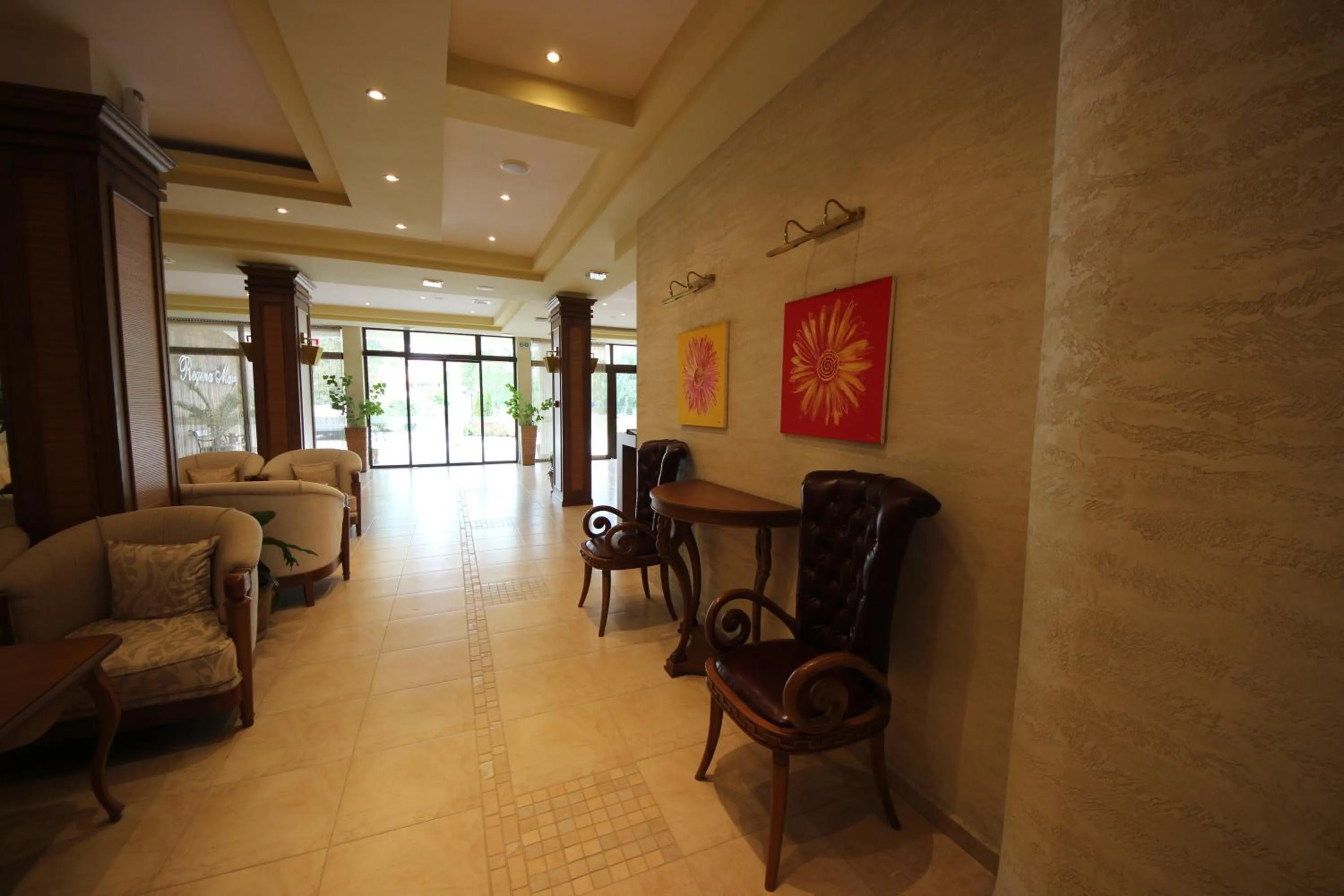 Lobby or reception in Menada Nestinarka Apartments