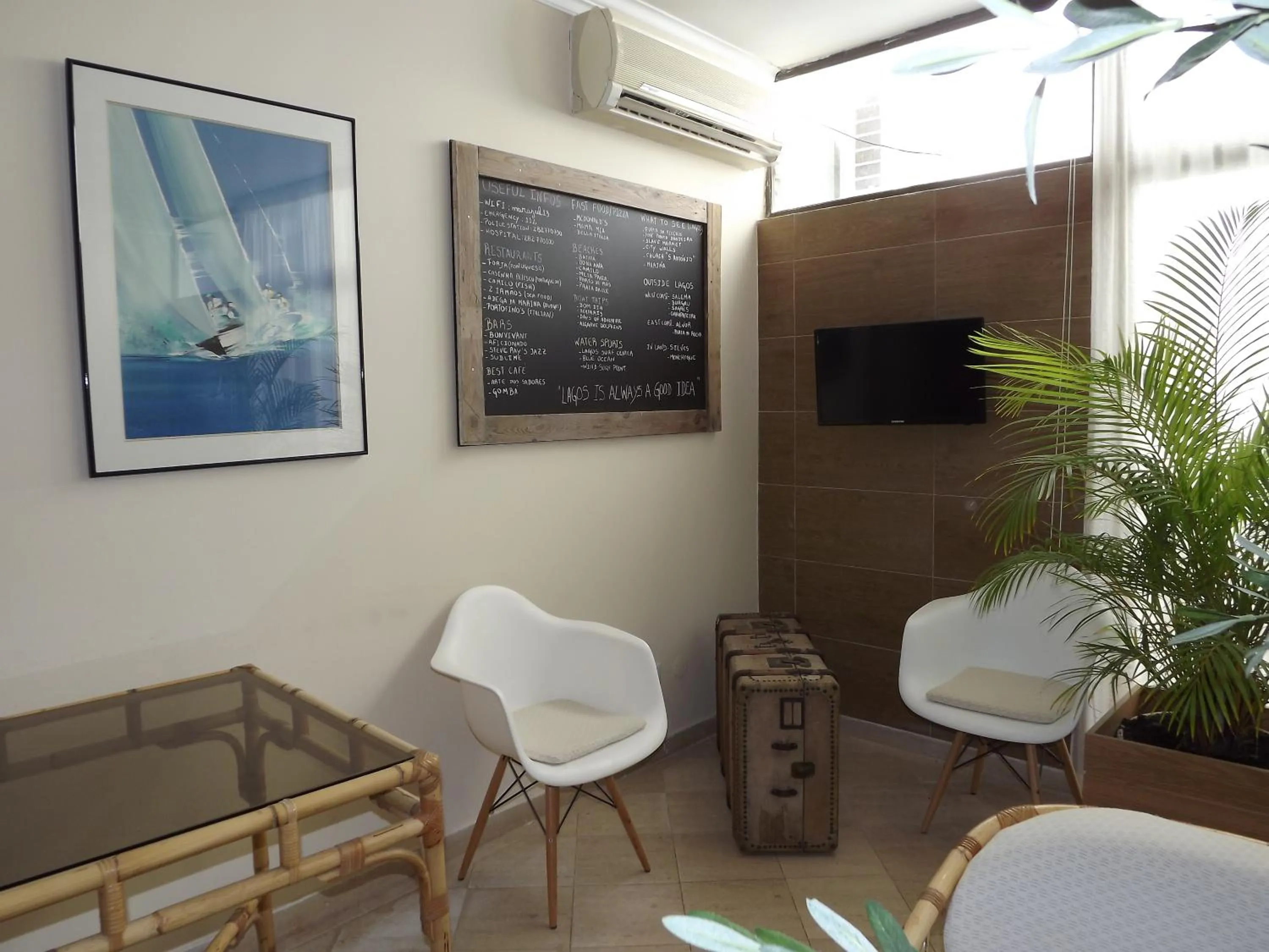 Lounge or bar in Hotel Mar Azul