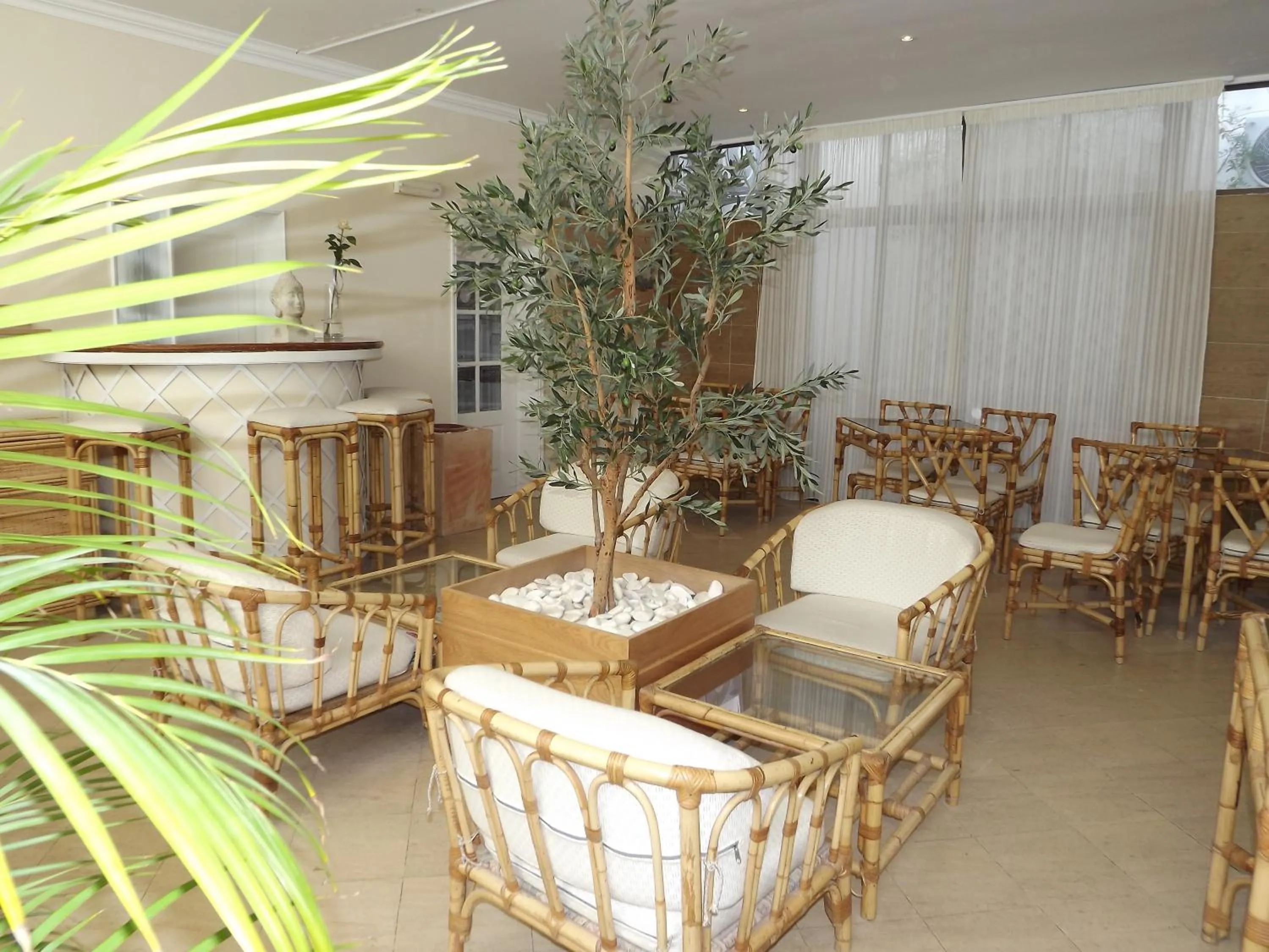 Lounge or bar in Hotel Mar Azul