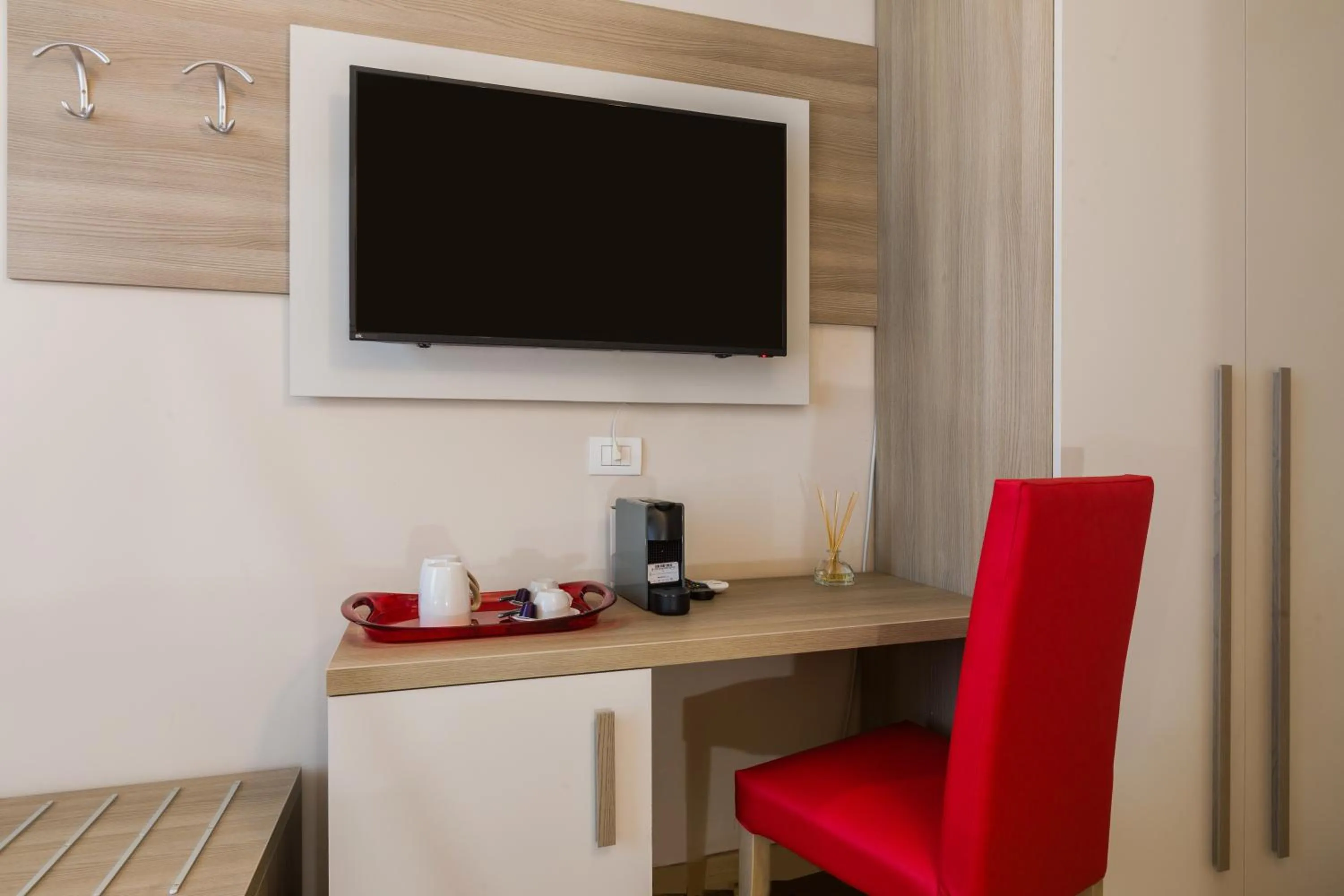 TV and multimedia in VRooms All'Angolo Del Duomo