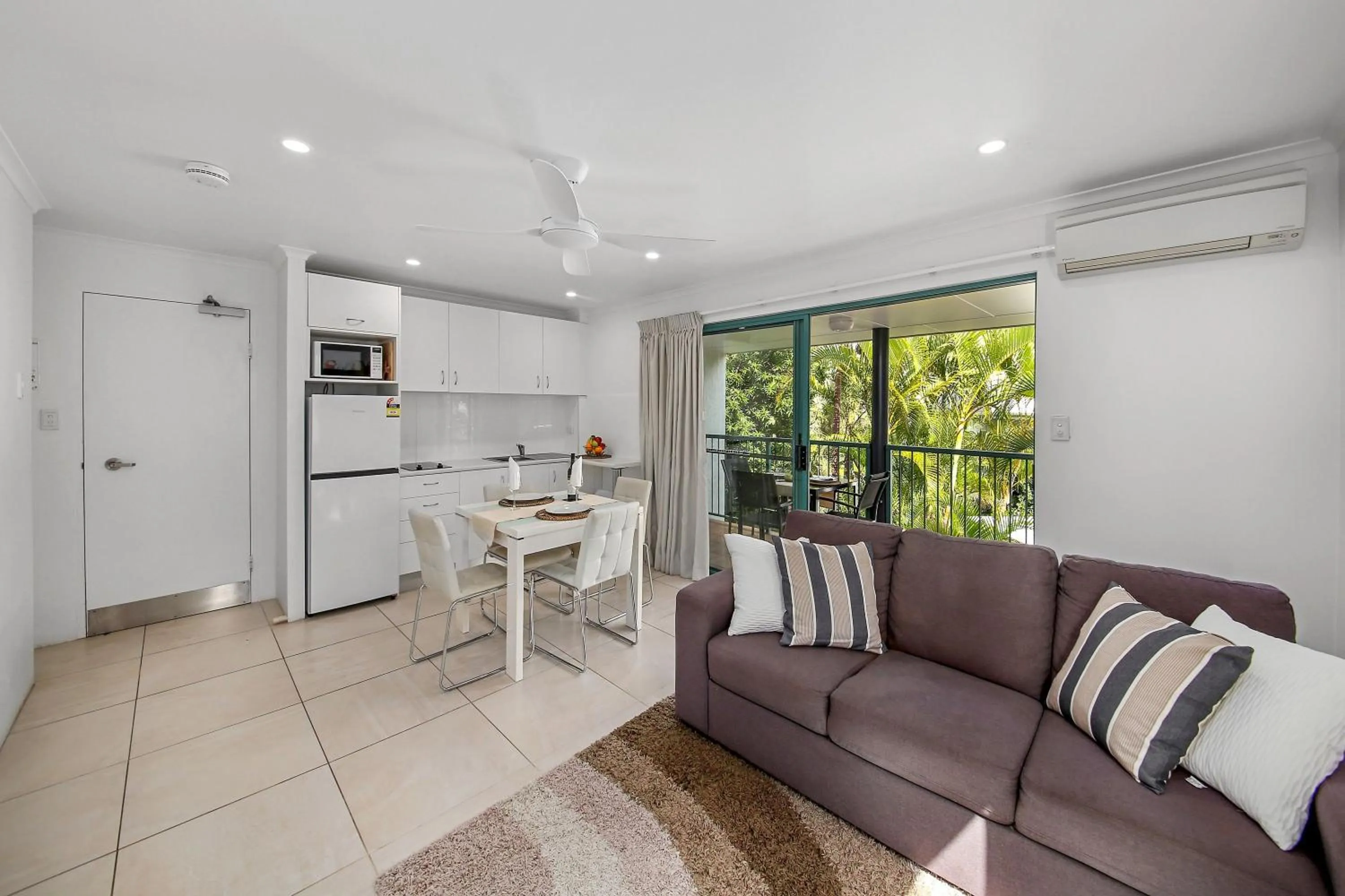 Living room in Chez Noosa Holiday Apartments