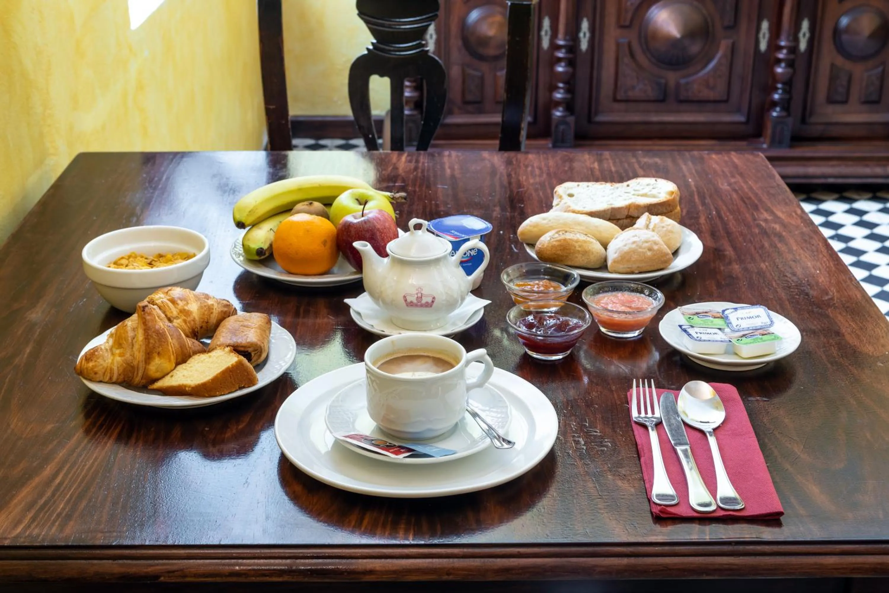 Breakfast in Hotel Sao Joao De Deus by RIDAN Hotels