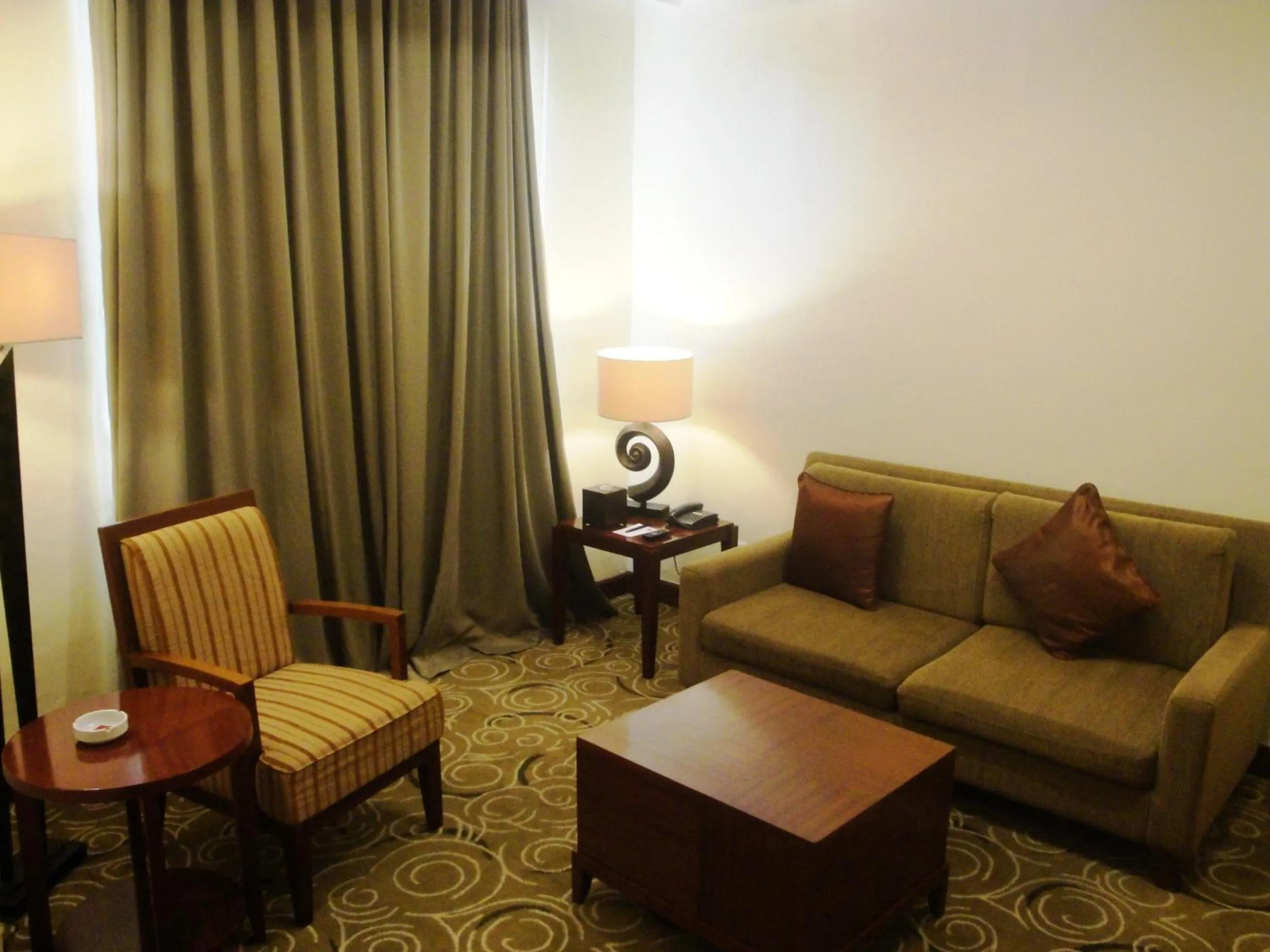 Living room in Manado Quality Hotel