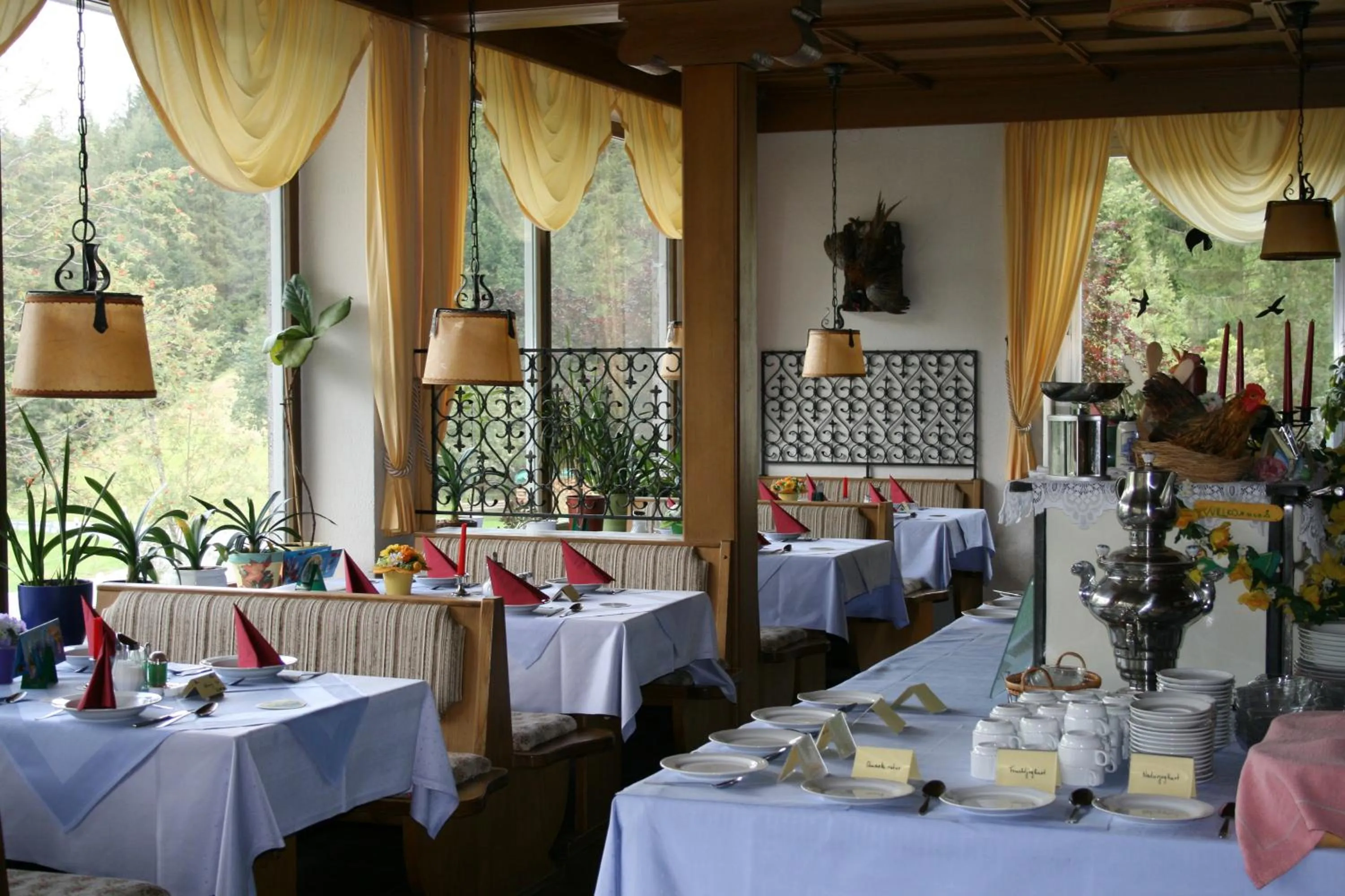 Restaurant/places to eat in Alpenhotel Beslhof