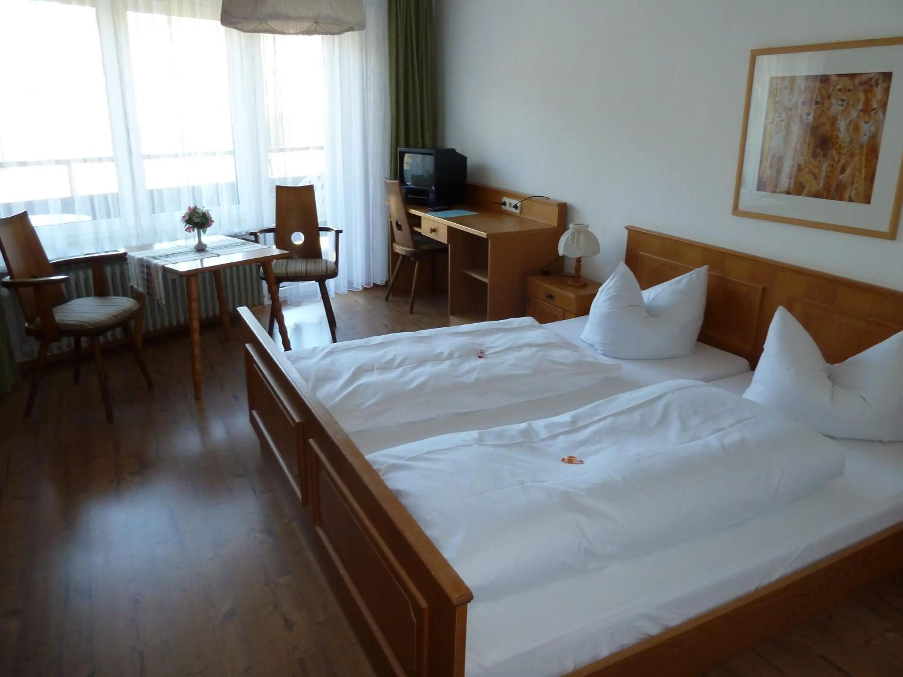 Photo of the whole room, Bed in Alpenhotel Beslhof