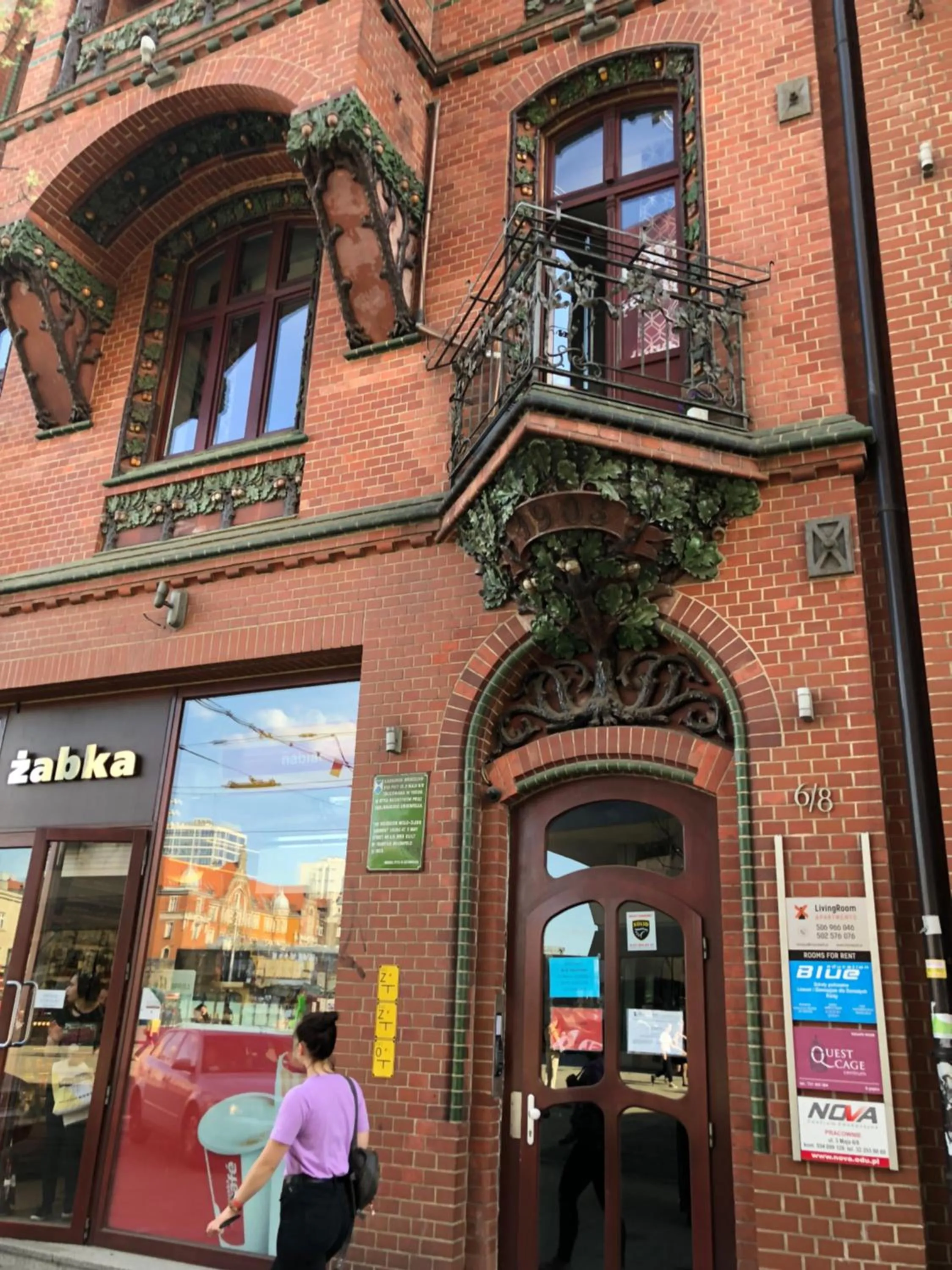Facade/entrance in LivingRoom 4B self Check-in 24h