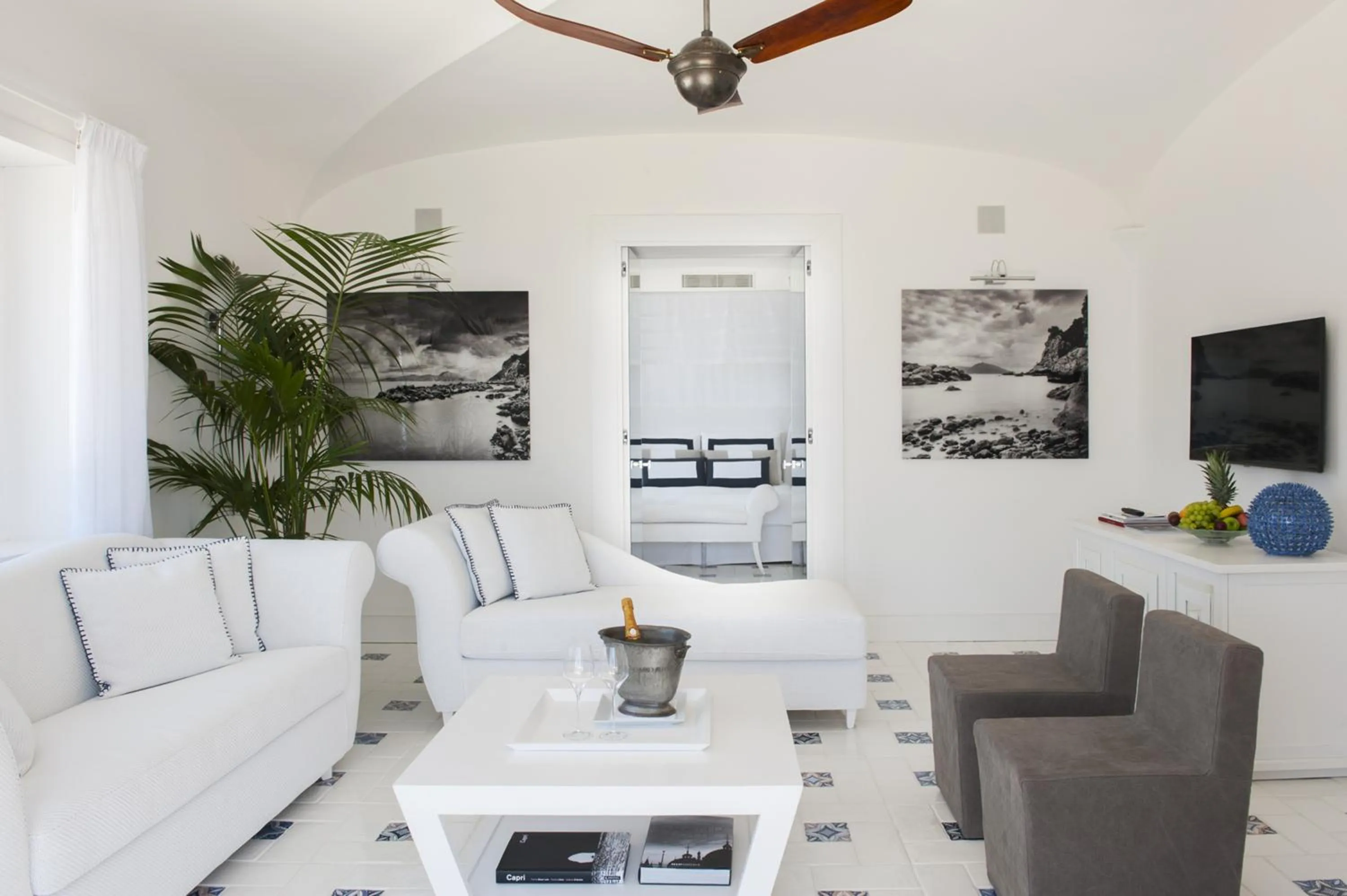Living room in Jumeirah Capri Palace