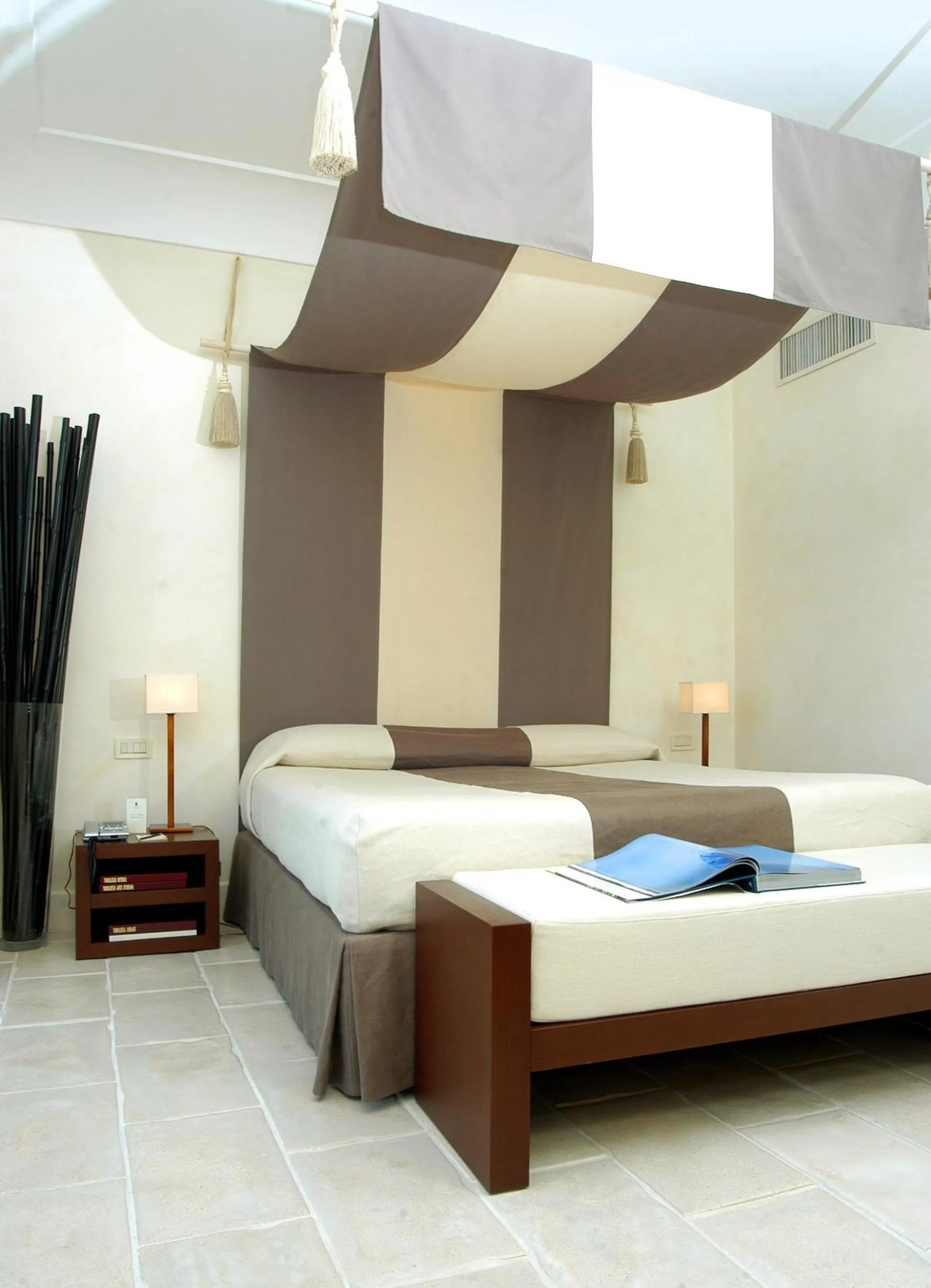 Bed in Jumeirah Capri Palace