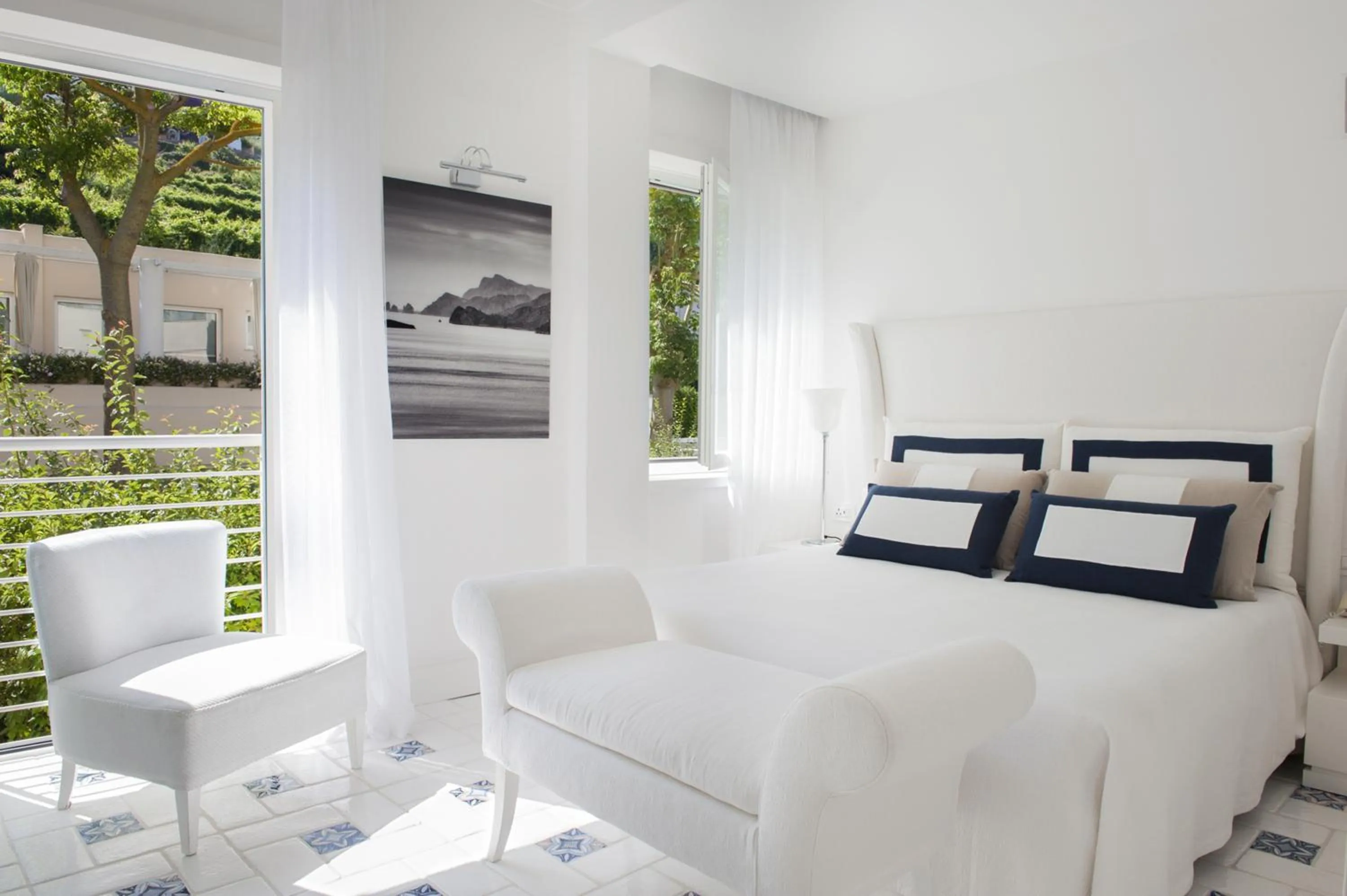 Bedroom in Jumeirah Capri Palace