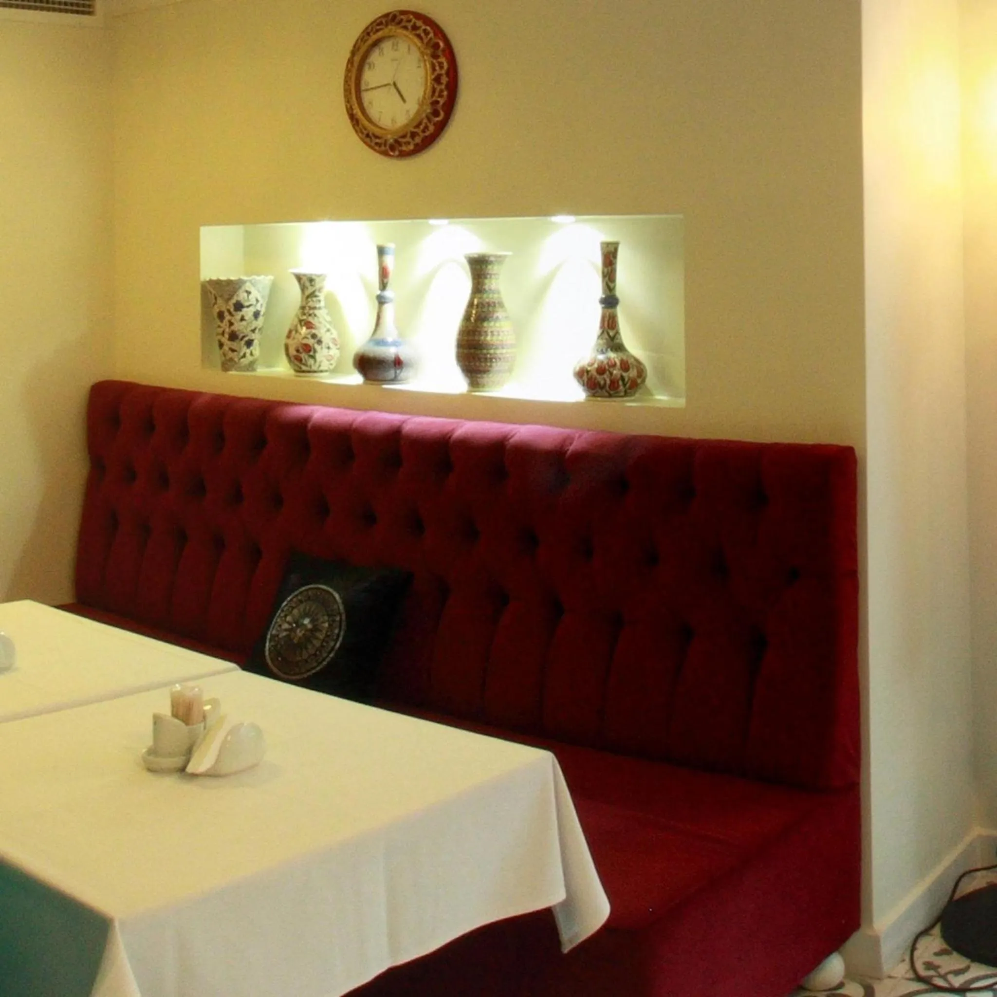 Restaurant/places to eat in Ersari Hotel