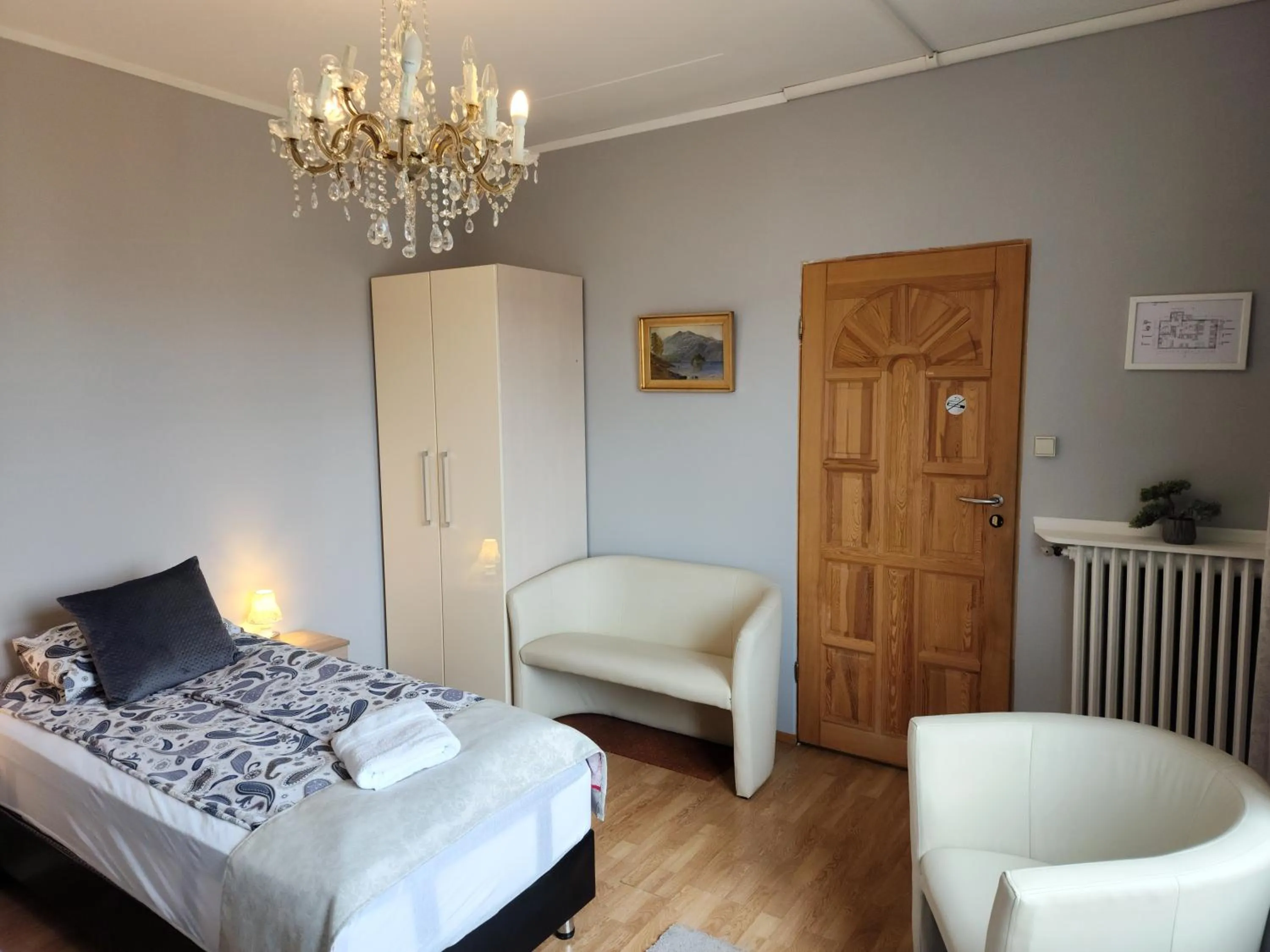 Seating area, Bed in Guesthouse Kiljan