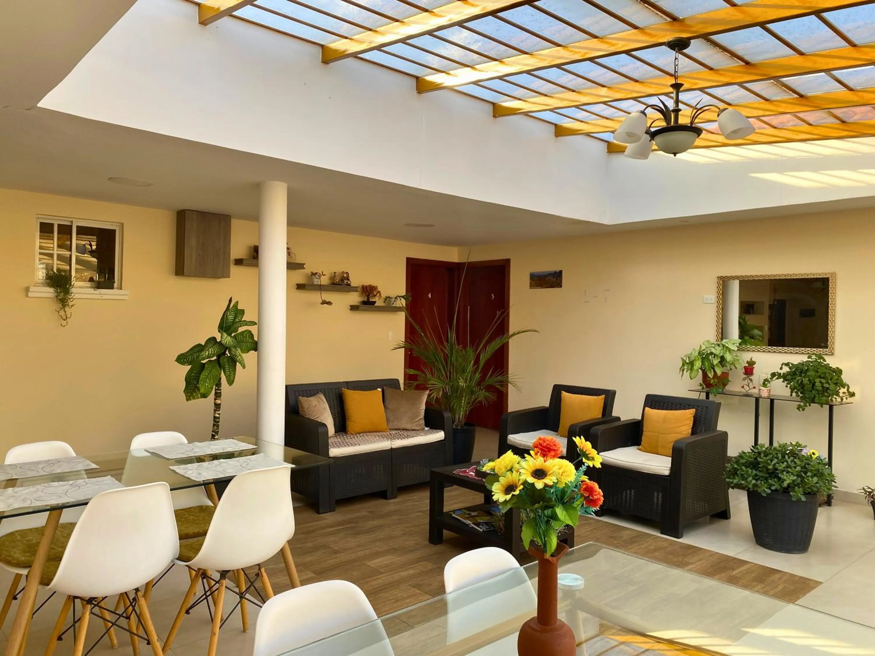 Living room in Las Hortensia's Casa De Huespedes