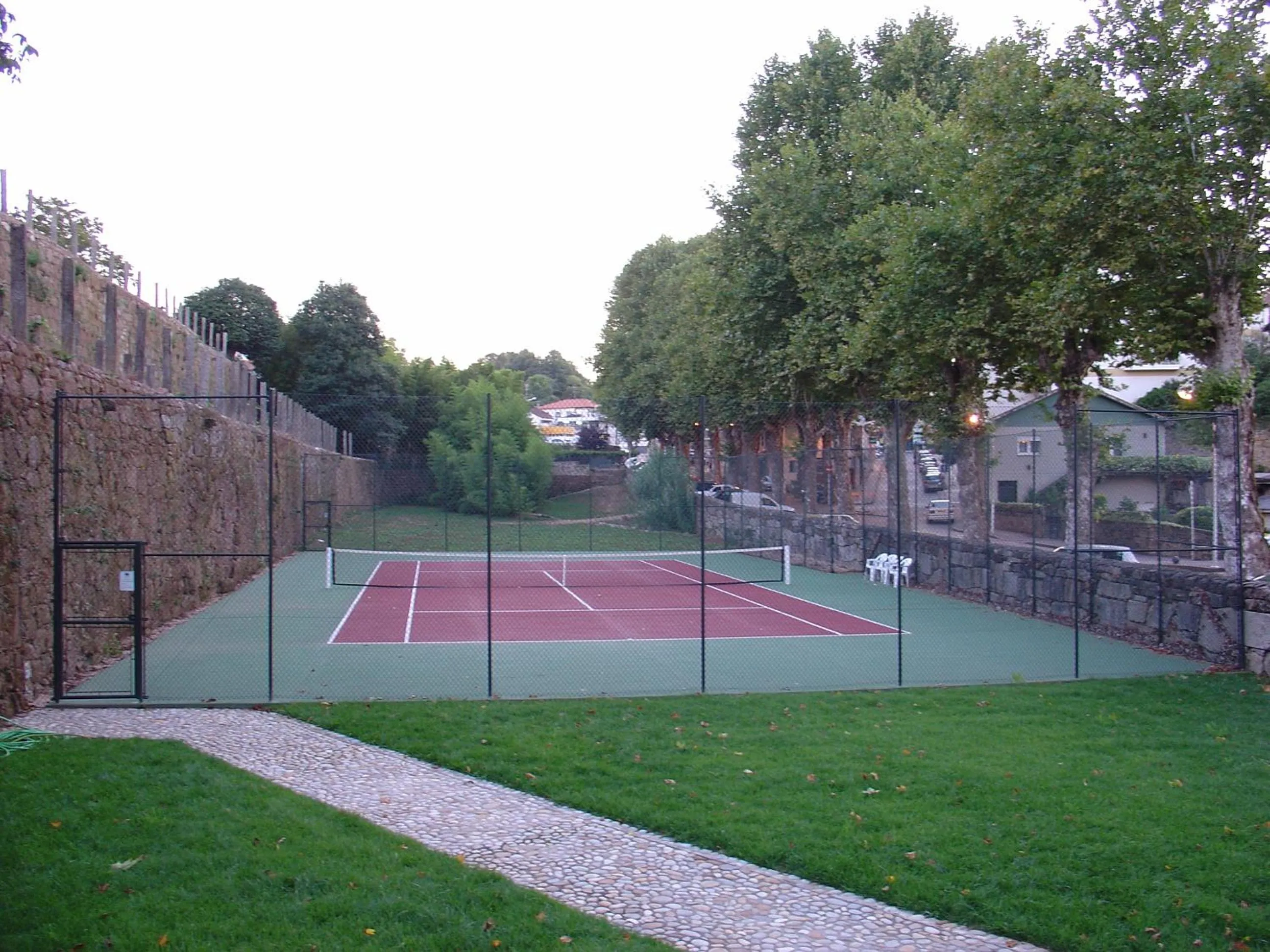 Tennis court in Hotel Convento dos Capuchos