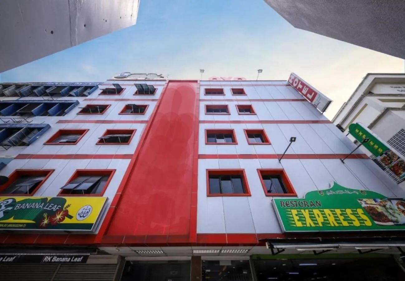 Property building in Hotel De Grand Orchard