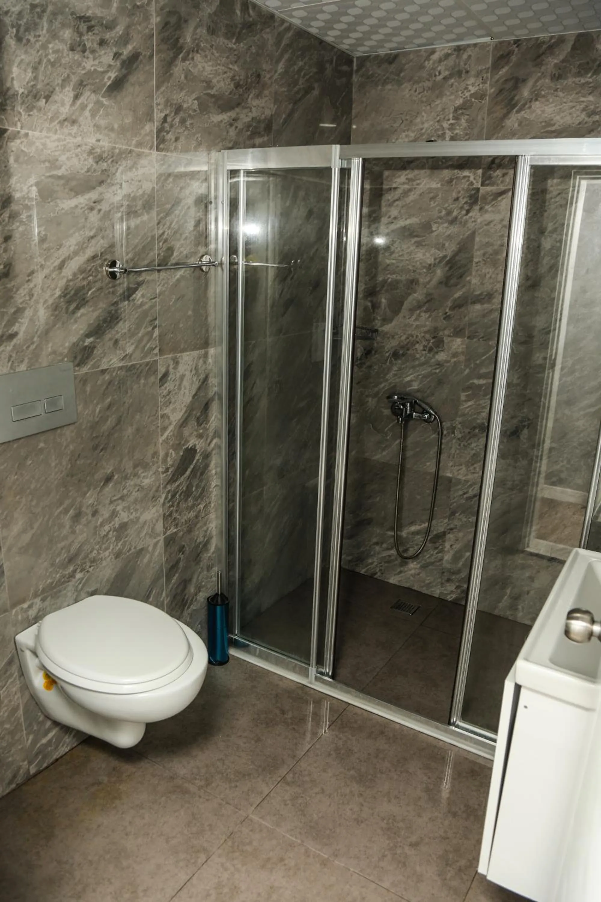 Bathroom in More Hotel