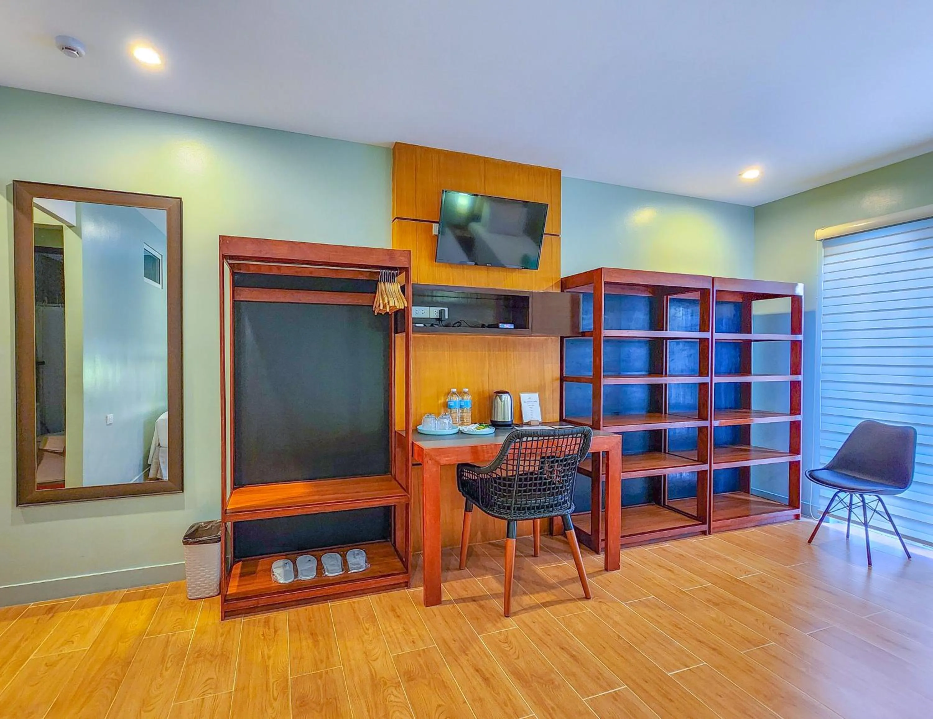 TV and multimedia in Sea Cocoon Hotel