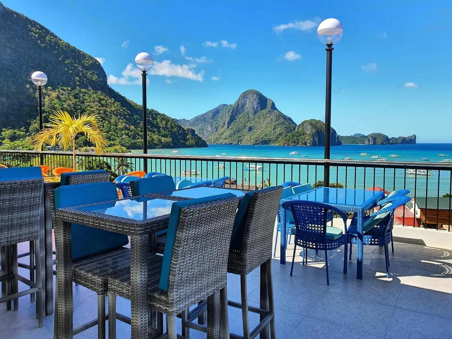 Restaurant/places to eat in Sea Cocoon Hotel