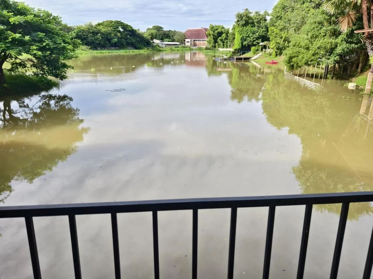 Moon River Resort Phimai