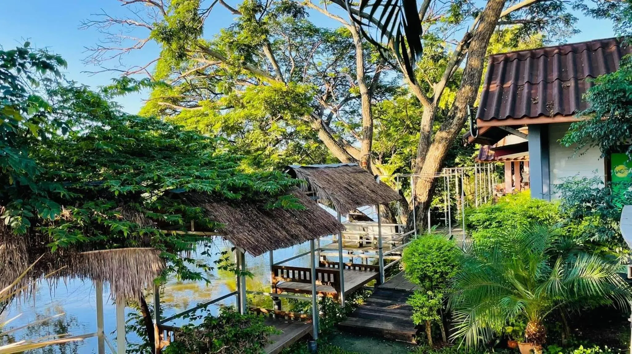 Moon River Resort Phimai