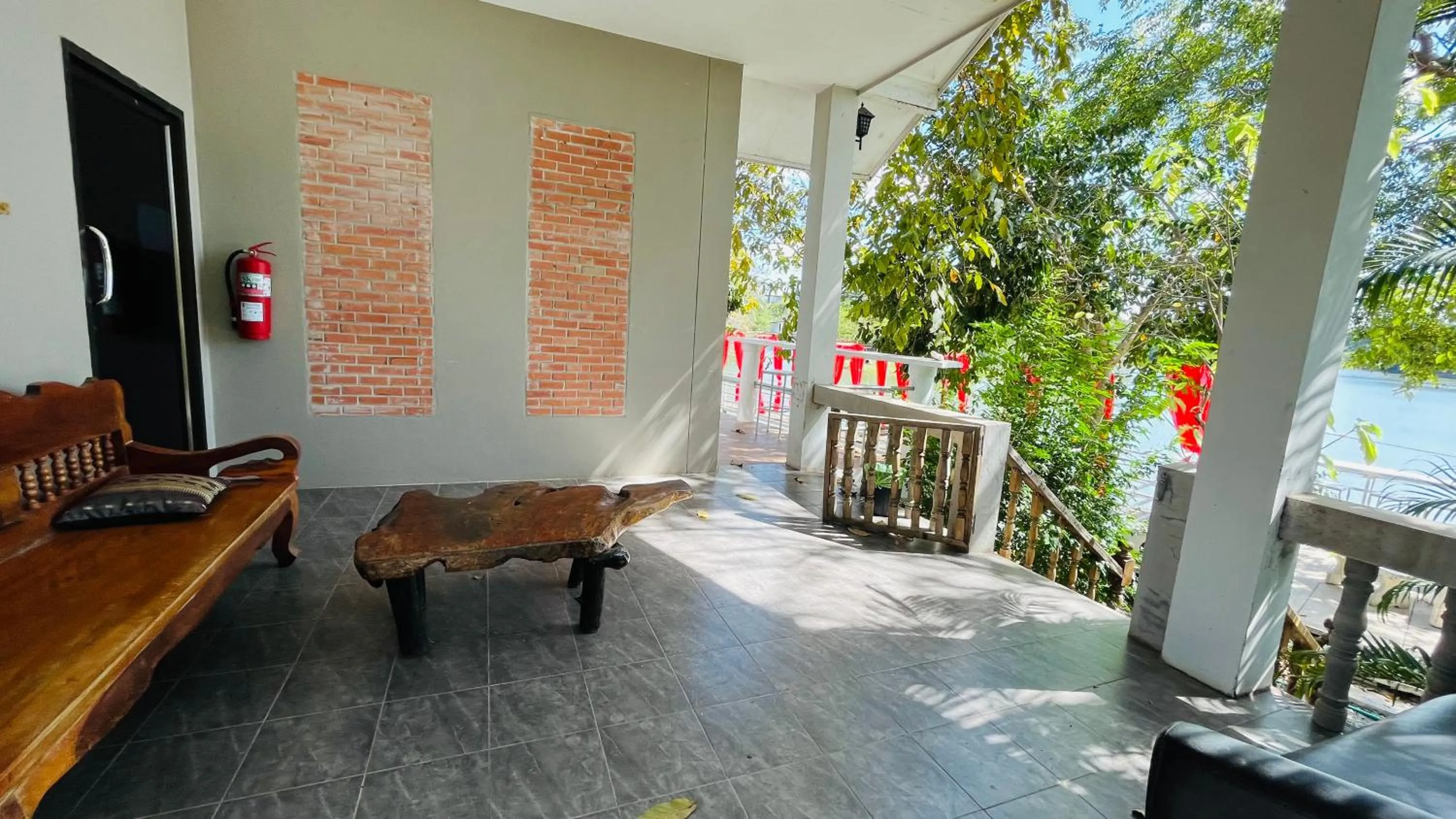 Moon River Resort Phimai