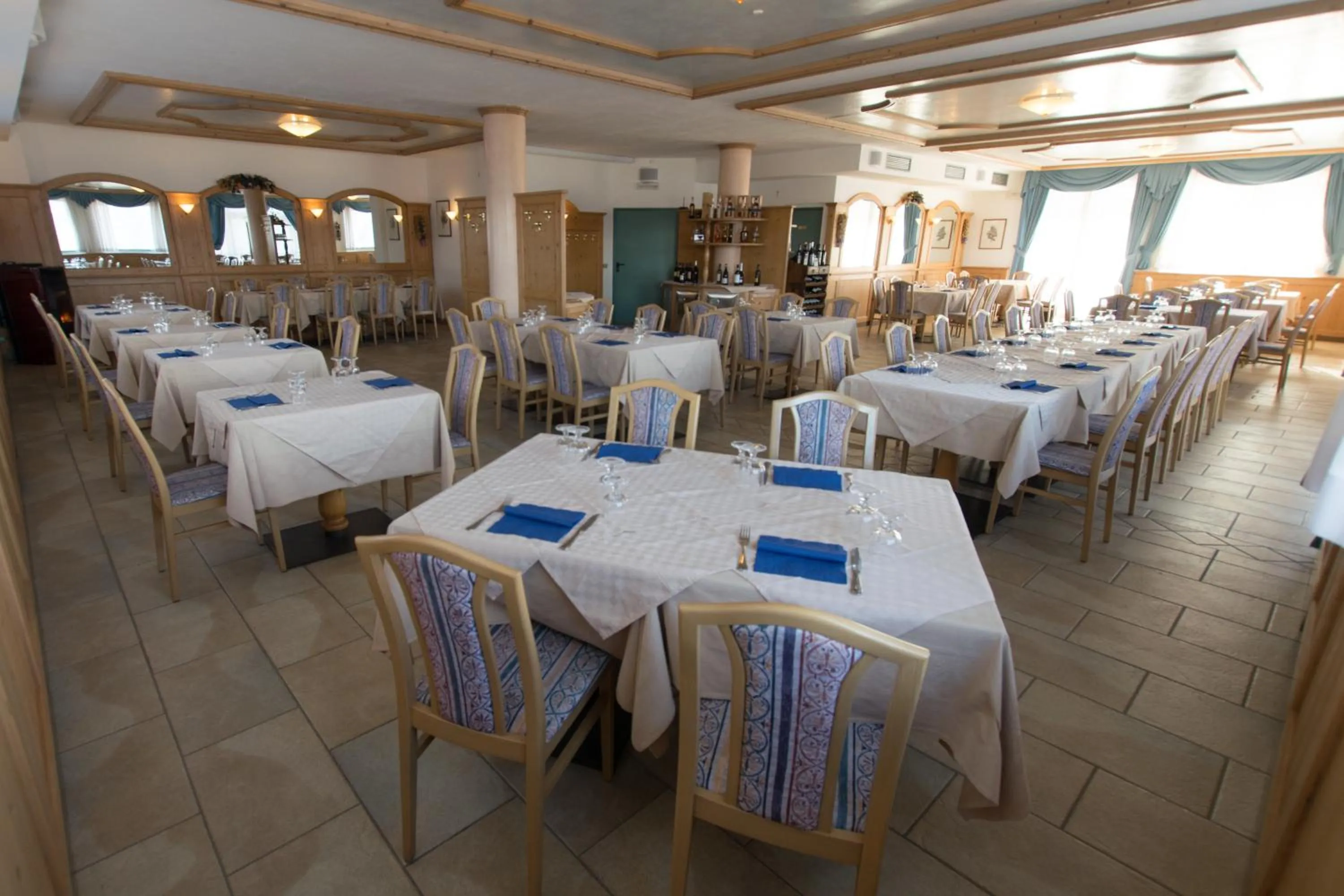 Restaurant/Places to Eat in Hotel Antica Torre
