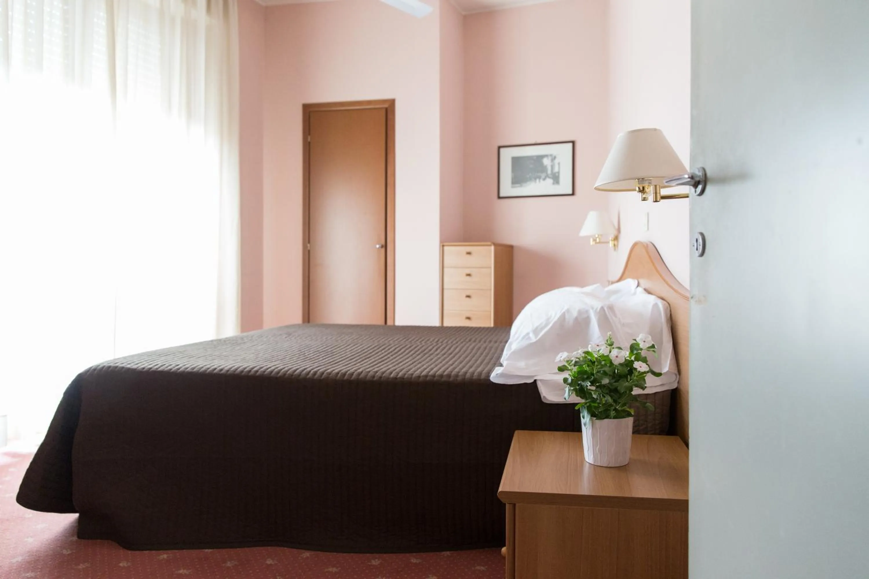 Photo of the whole room in Hotel Gloria