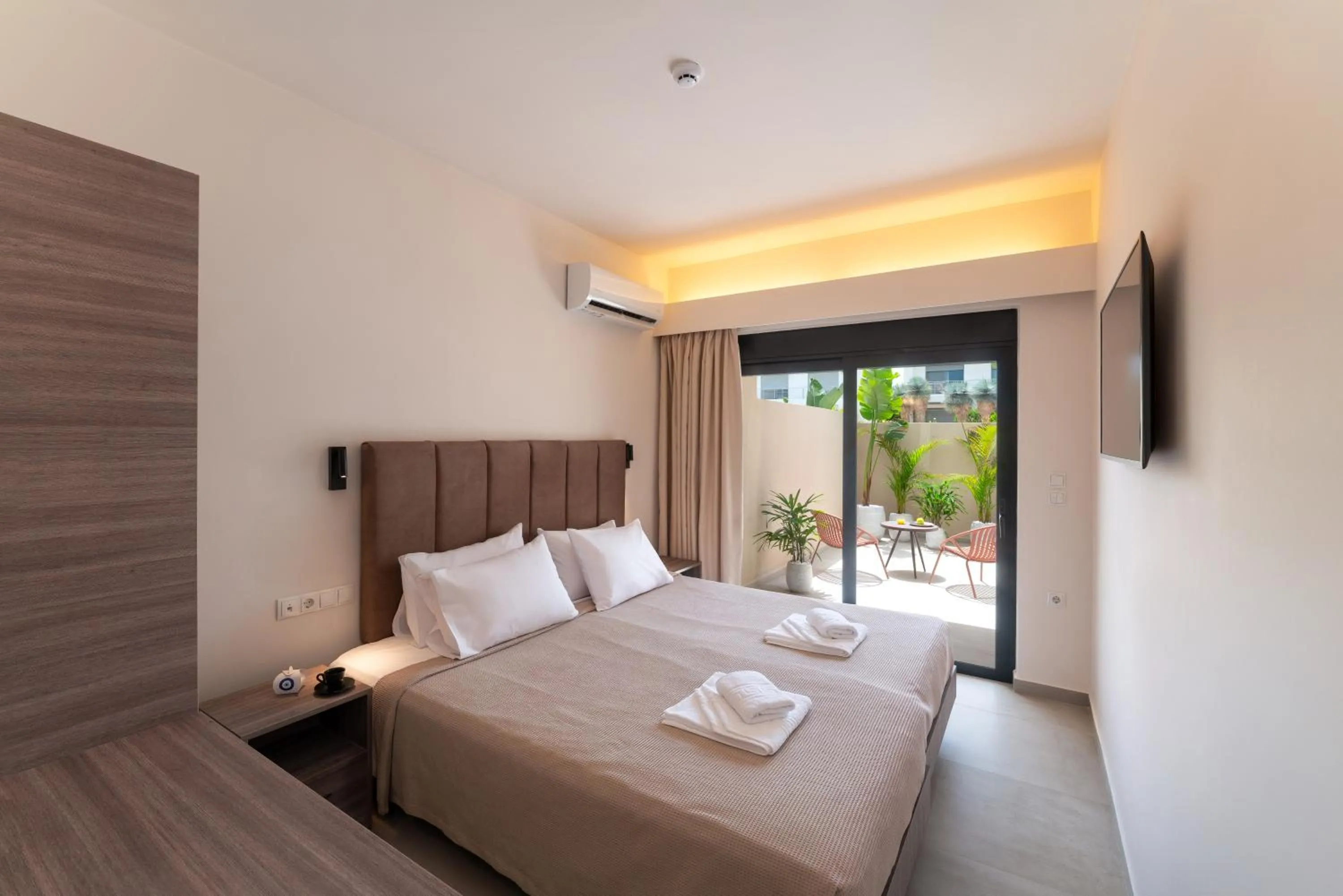 View (from property/room), Bed in Hippocampus Boutique Hotel