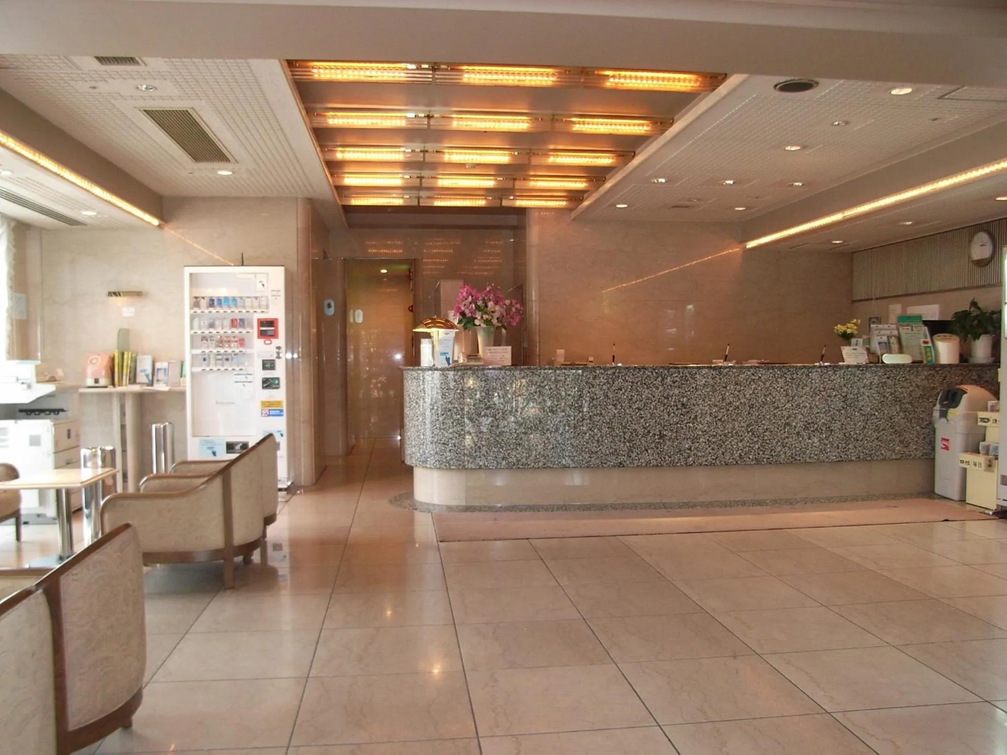 Lobby or reception in Hotel New Green Tsubame Sanjo