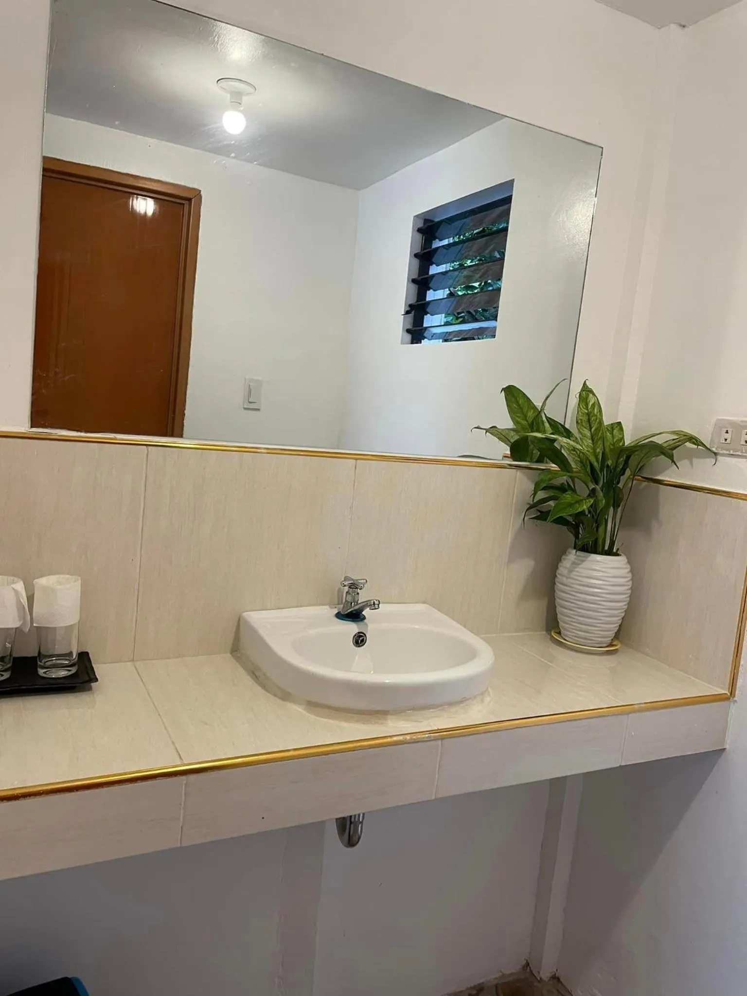 Camiguin Blue Lagoon Cottages