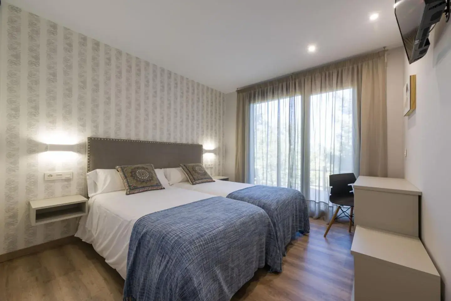 Double or Twin Room in Hotel A Curuxa Wellness Double or Twin Room in Hotel A Curuxa Wellness