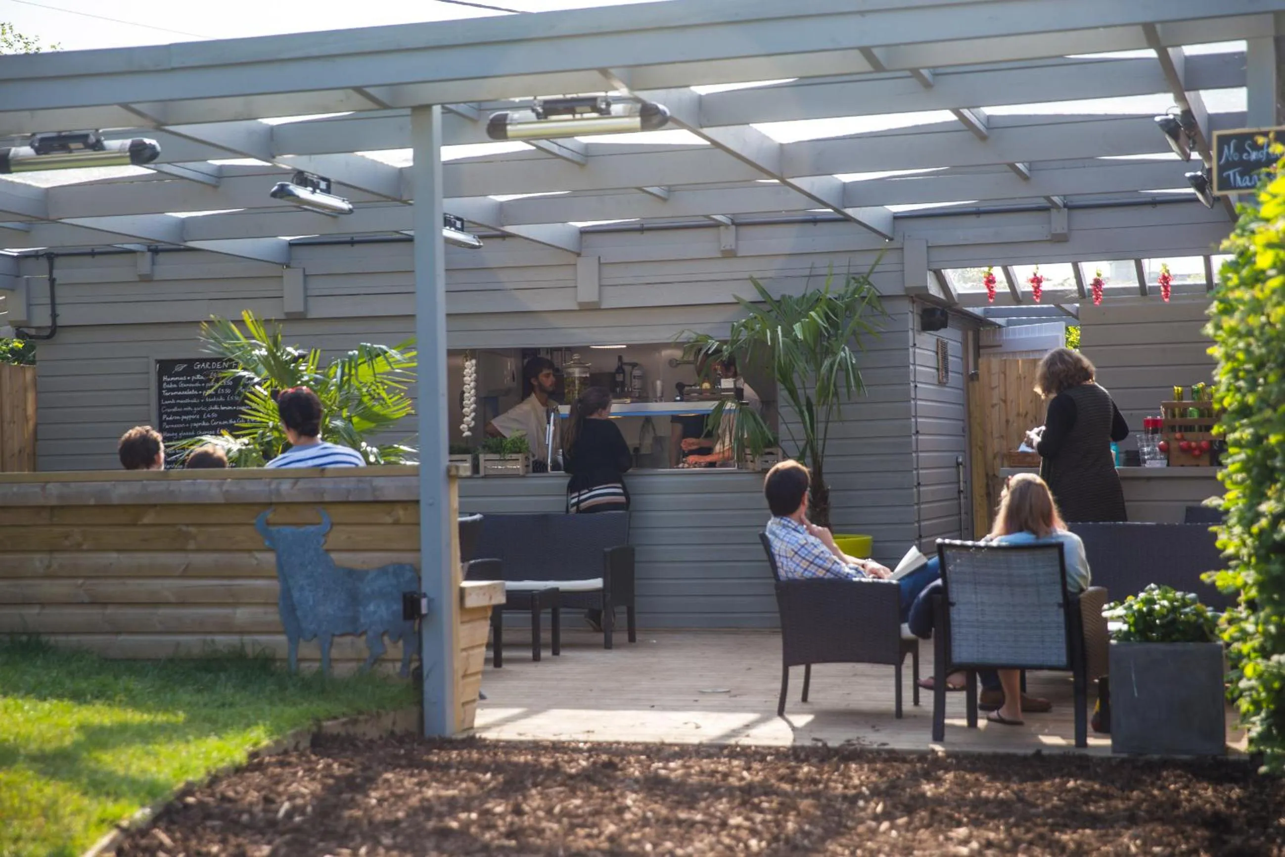 Garden in The Cott Inn